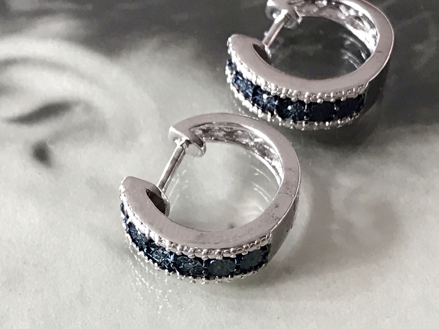 Ohrringe 925 Silber Creole Klappcreolen blaue Steine Saphire? Edel HN