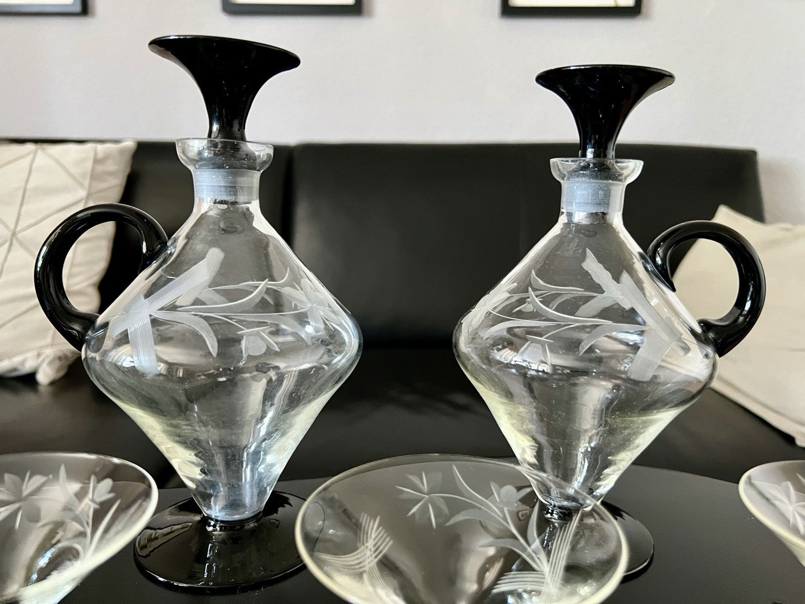 Antik Art Déco Likör 2x Karaffe & 6 Gläser Likörschalen Glas schwarz Stiel