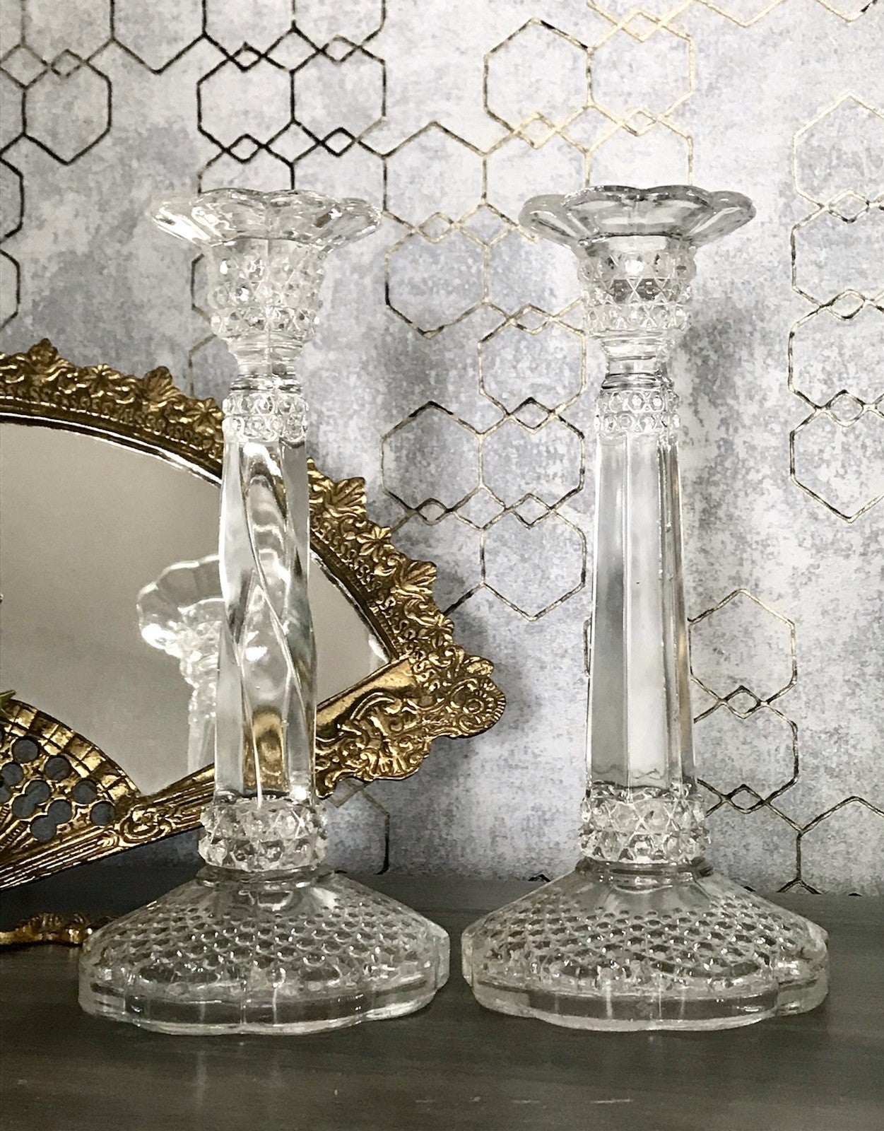 Antik Art Déco 2x Kerzenleuchter Leuchter Kerzenständer Pressglas Glas