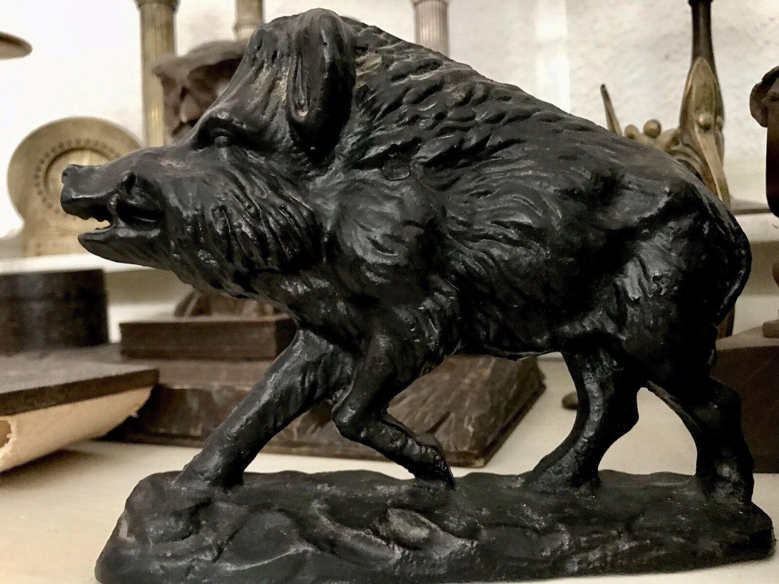 Alt antik? Eisenguss Skulptur Figur Schwein Wildschwein Gusseisen