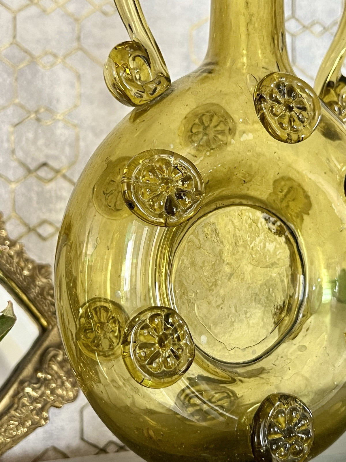 Antik Krug Karaffe Kanne Glas mundgeblasen Waldglas Nuppen FadenAuflagen ~1870
