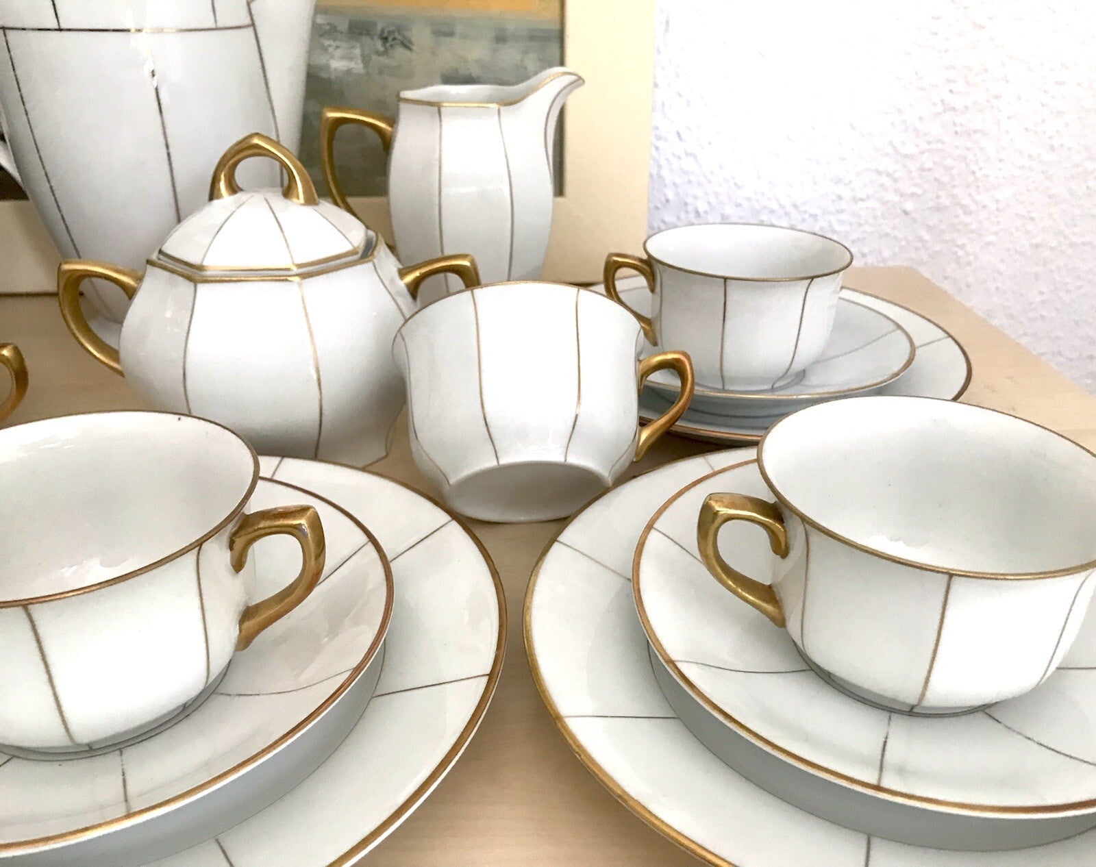 Antik Art Déco Porzellan 10+ Personen Kaffeeservice EDEL weiß Golddekor kantig