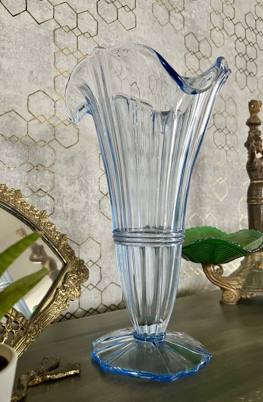 Antik Art Déco 1 GROẞ Bernsdorf Vase Glasvase Pressglas blau Glas RAR! asymmetr.