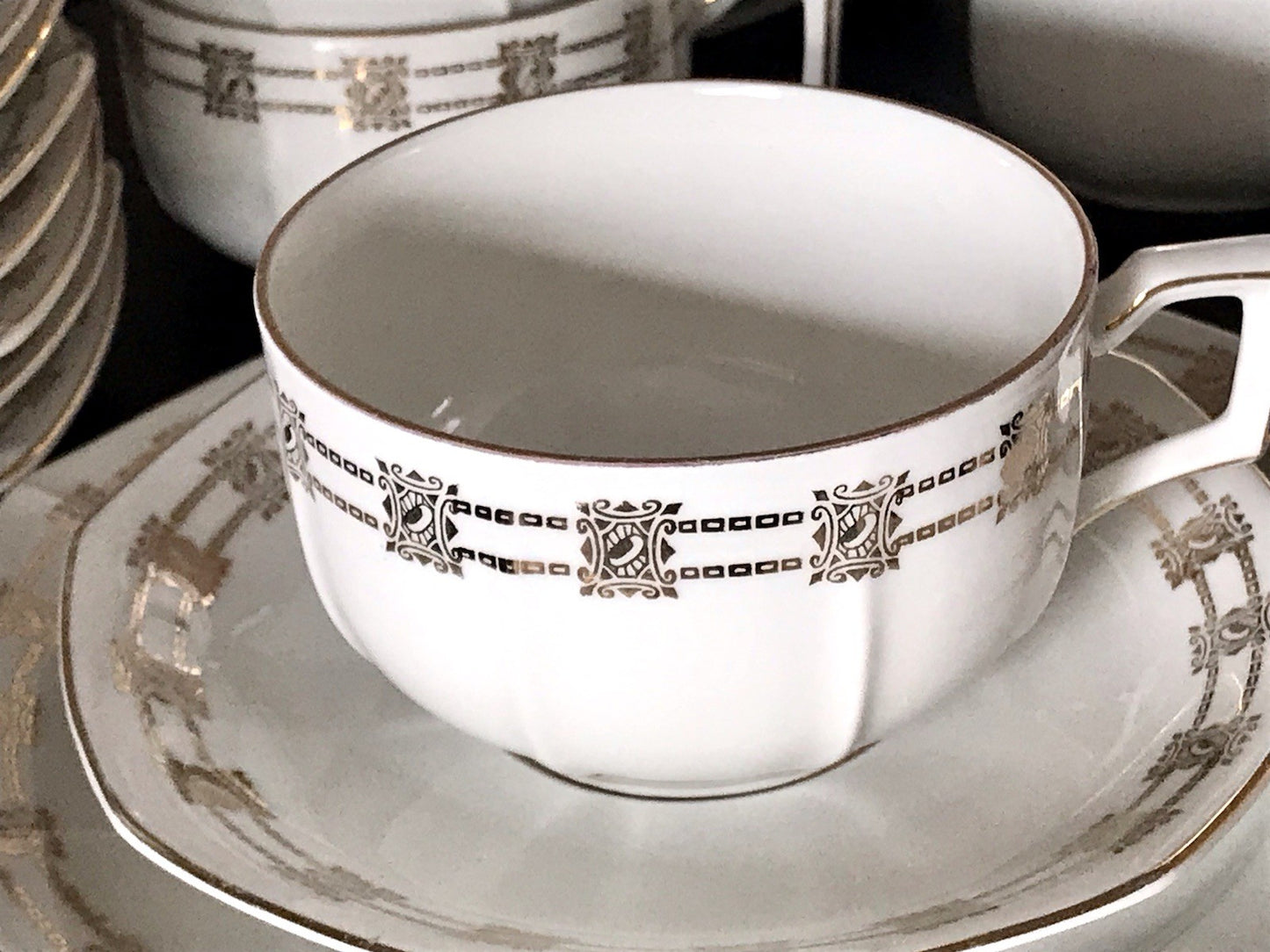 Antik Art Déco Porzellan 11 Personen Kaffeeservice EDEL Goldrand Golddekor