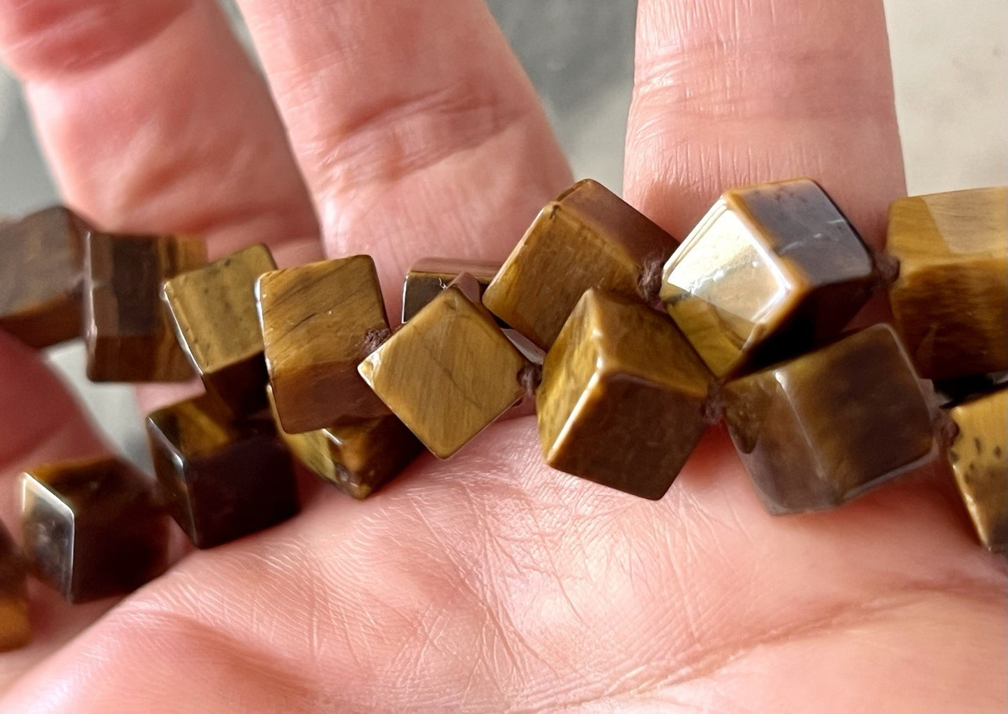 Vintage Halskette Damen Tigerauge Würfel- Perlen Kette geknotet