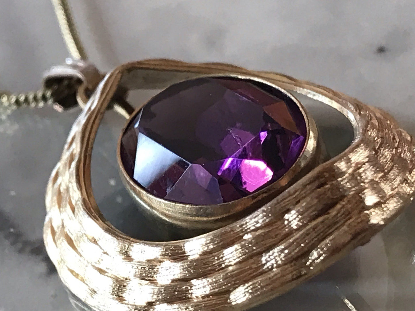 Vintage Designer Anhänger lila Stein Amethyst? Amerik. Doublè vergoldet