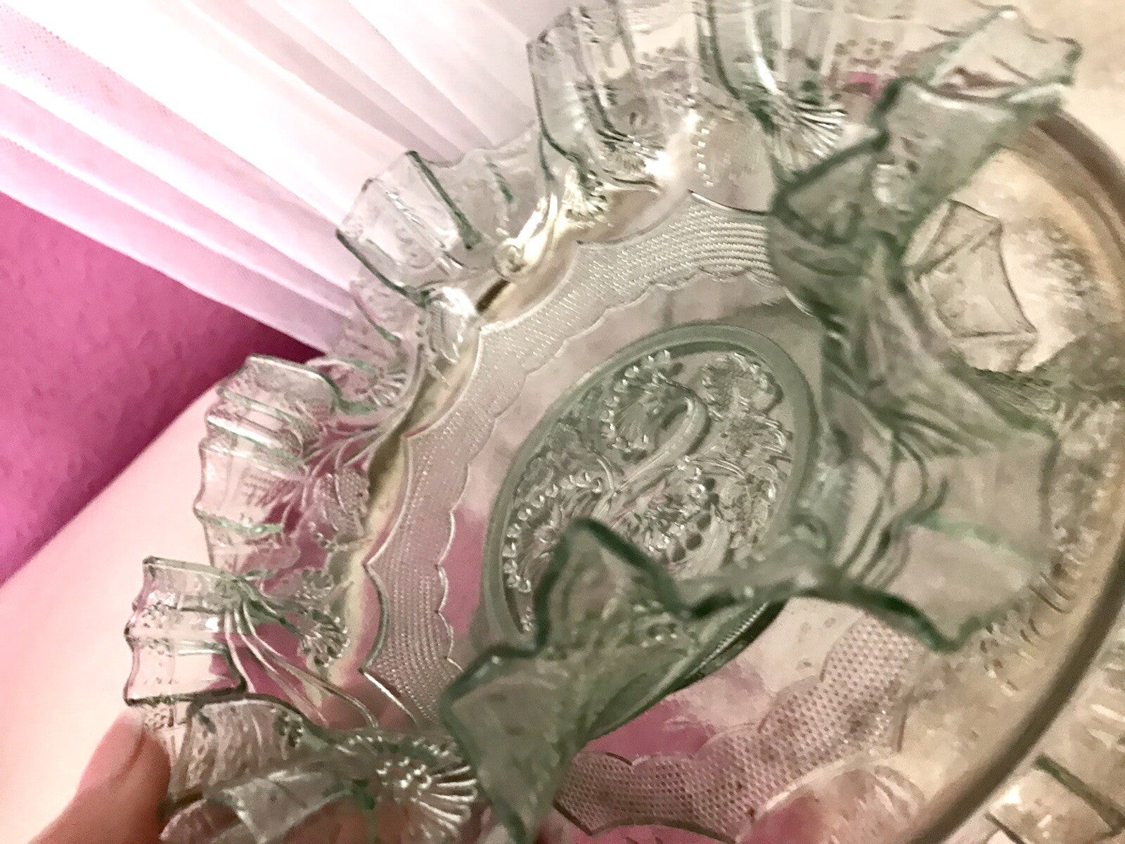 Antik Jugendstil gewellter Serviettenrand Pressglas Schale Glas so schön! grün