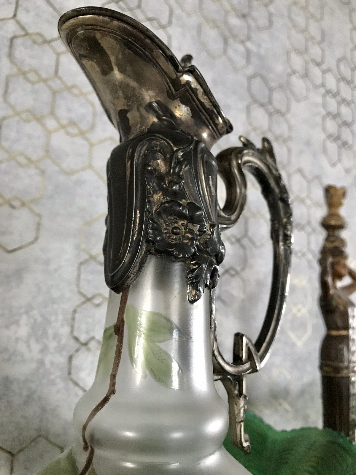 Antik Legras Karaffe Dekanter Schankkrug Glas versilbert Montur bemalt