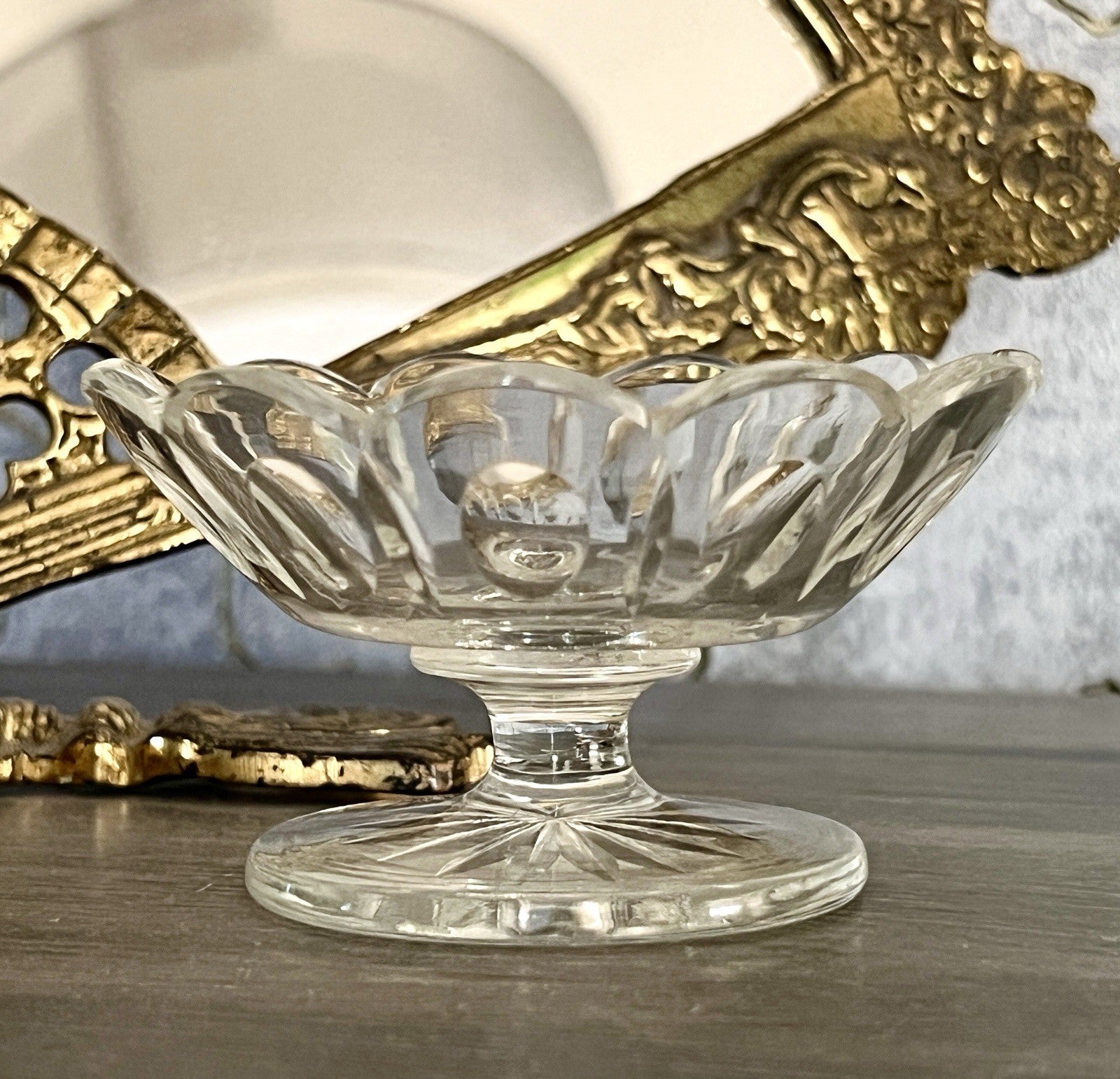 Antik Biedermeier kleine Fußschale Schale Glasschale um 1850 Oliven