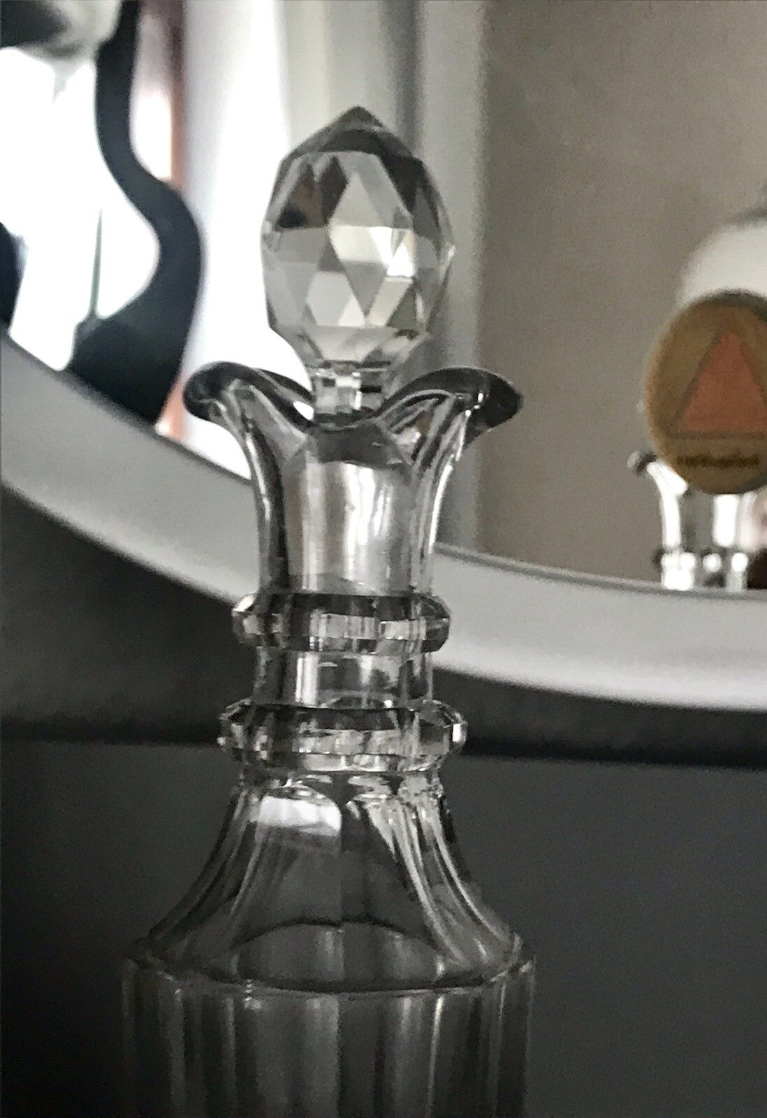 Antik Biedermeier kleine Karaffe Weinkaraffe Dekanter Glas Flächenschliff kantig