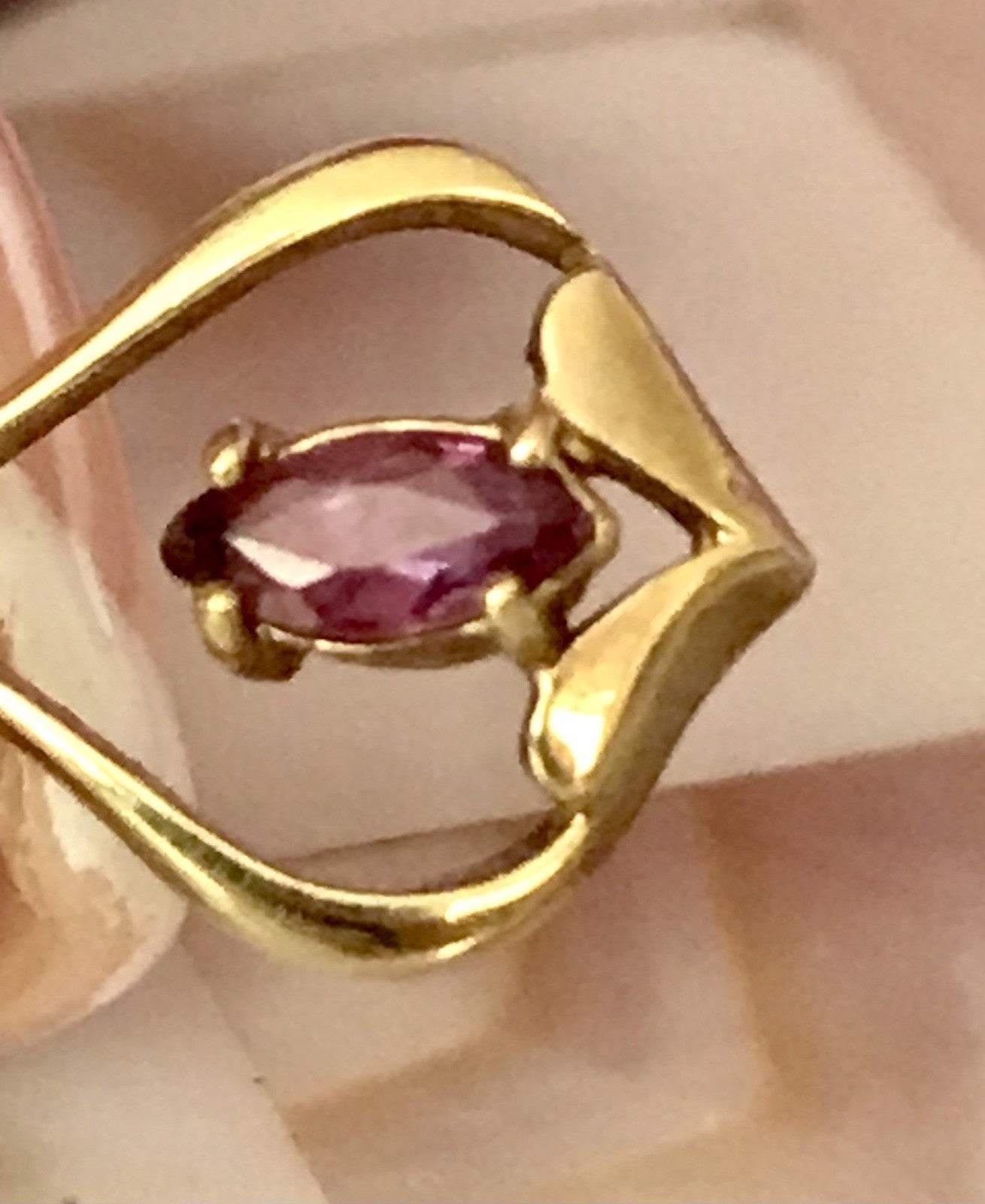 Vintage Designer kleiner Anhänger lila Stein Amethyst? Amerik. Doublè vergoldet