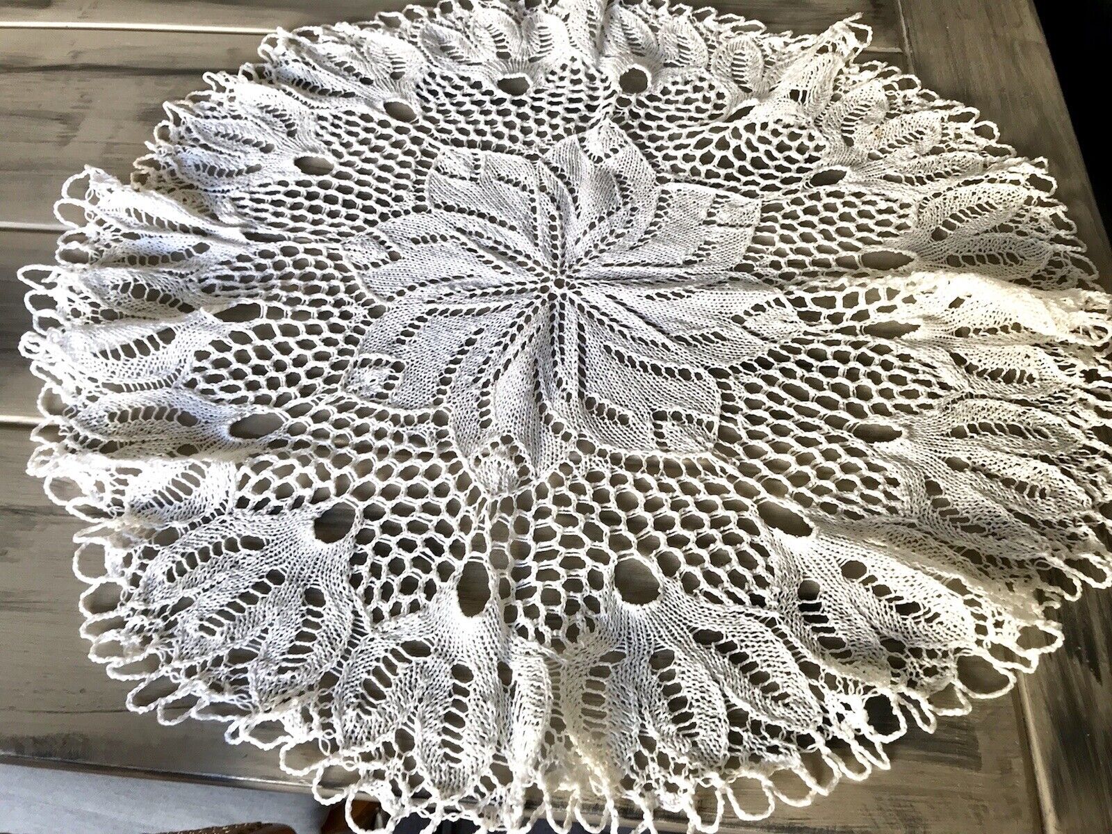 Antik alt Spitze weiß Tischdecke rund 57 cm Baumwolle gestrickt  So Schön!