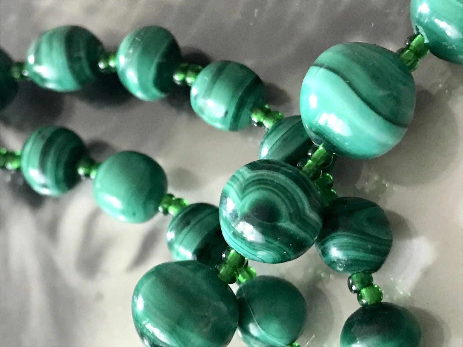 Alt Edel Vintage Halskette Kette Malachite grün Sehr Schön Retro