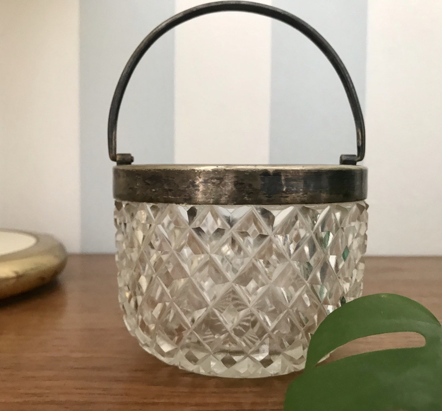 Antik Bonboniere Glasdose Dose Bleikristall edel Schliff Baccarat? versilbert