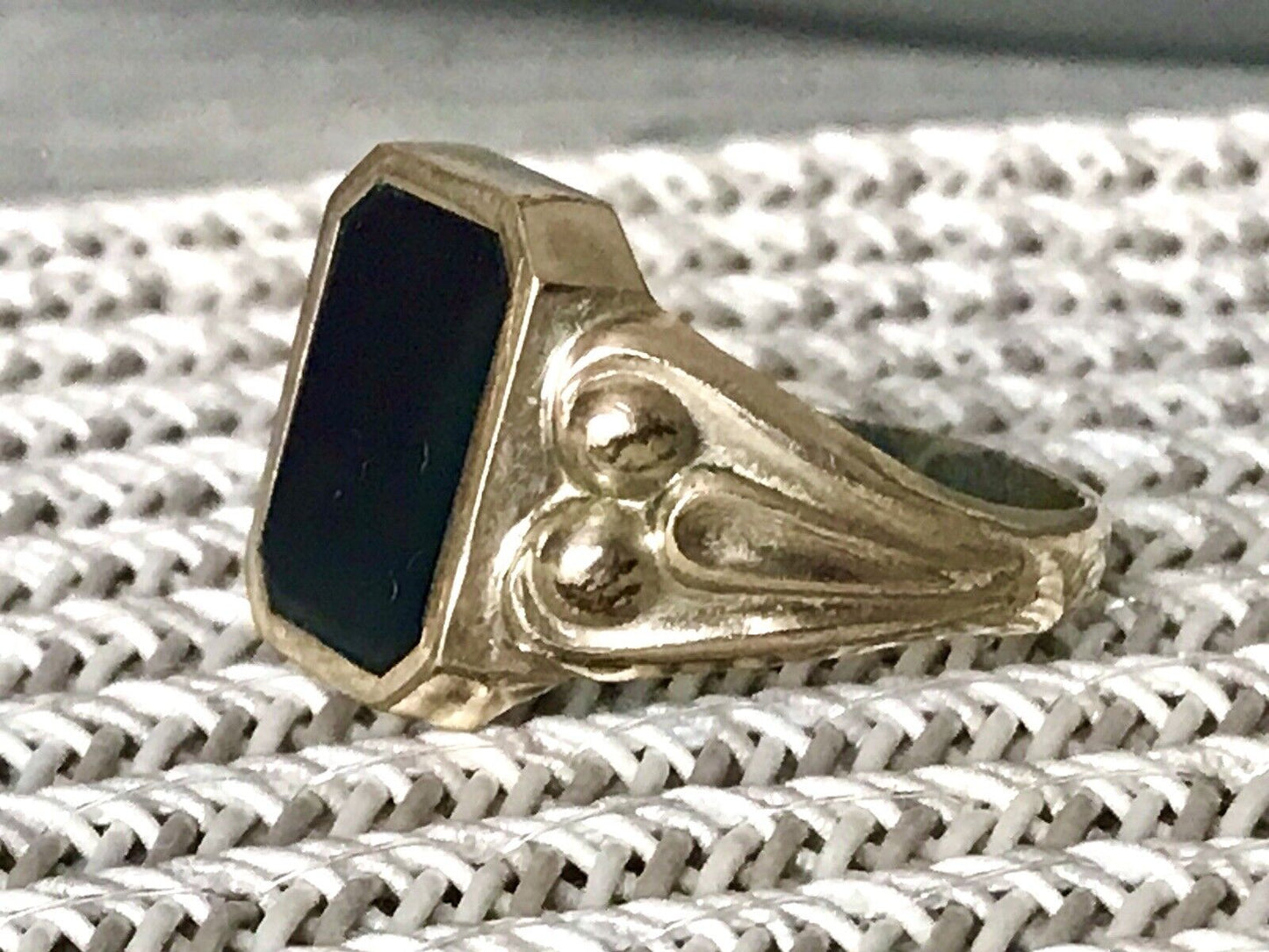 Antik vergoldeter Jugendstil RING Siegelring schwarzer Onyx Silber Gr.59 60