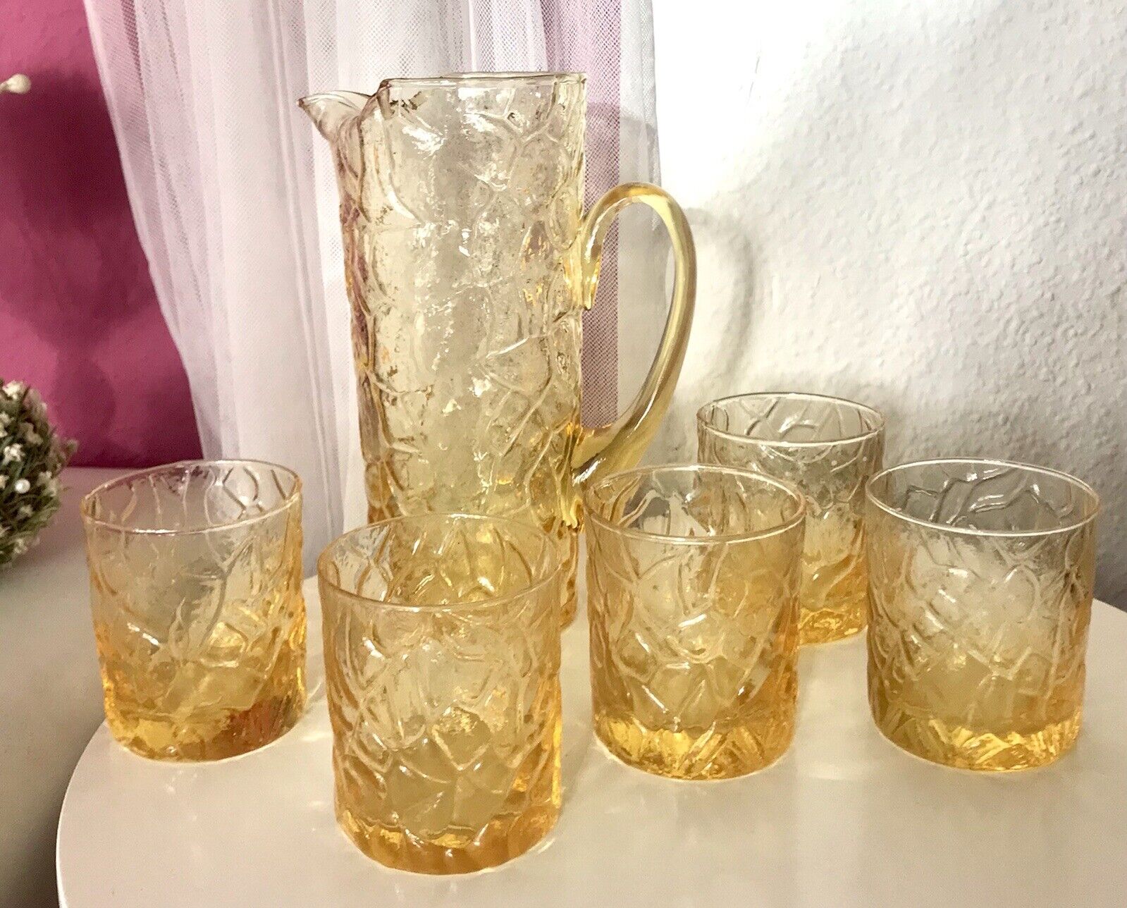 Vintage Designer 60er 70er Krug Kanne Karaffe 5 Becher gelb Glas Reptil Struktur