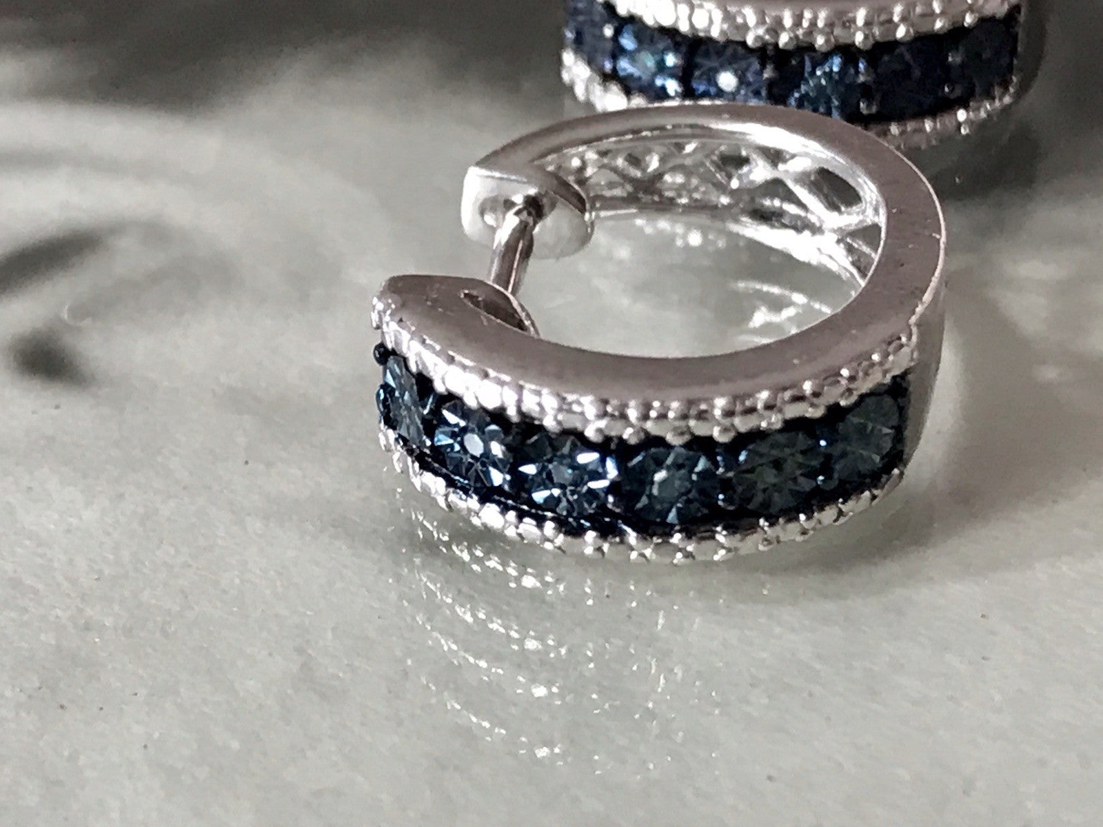 Ohrringe 925 Silber Creole Klappcreolen blaue Steine Saphire? Edel HN