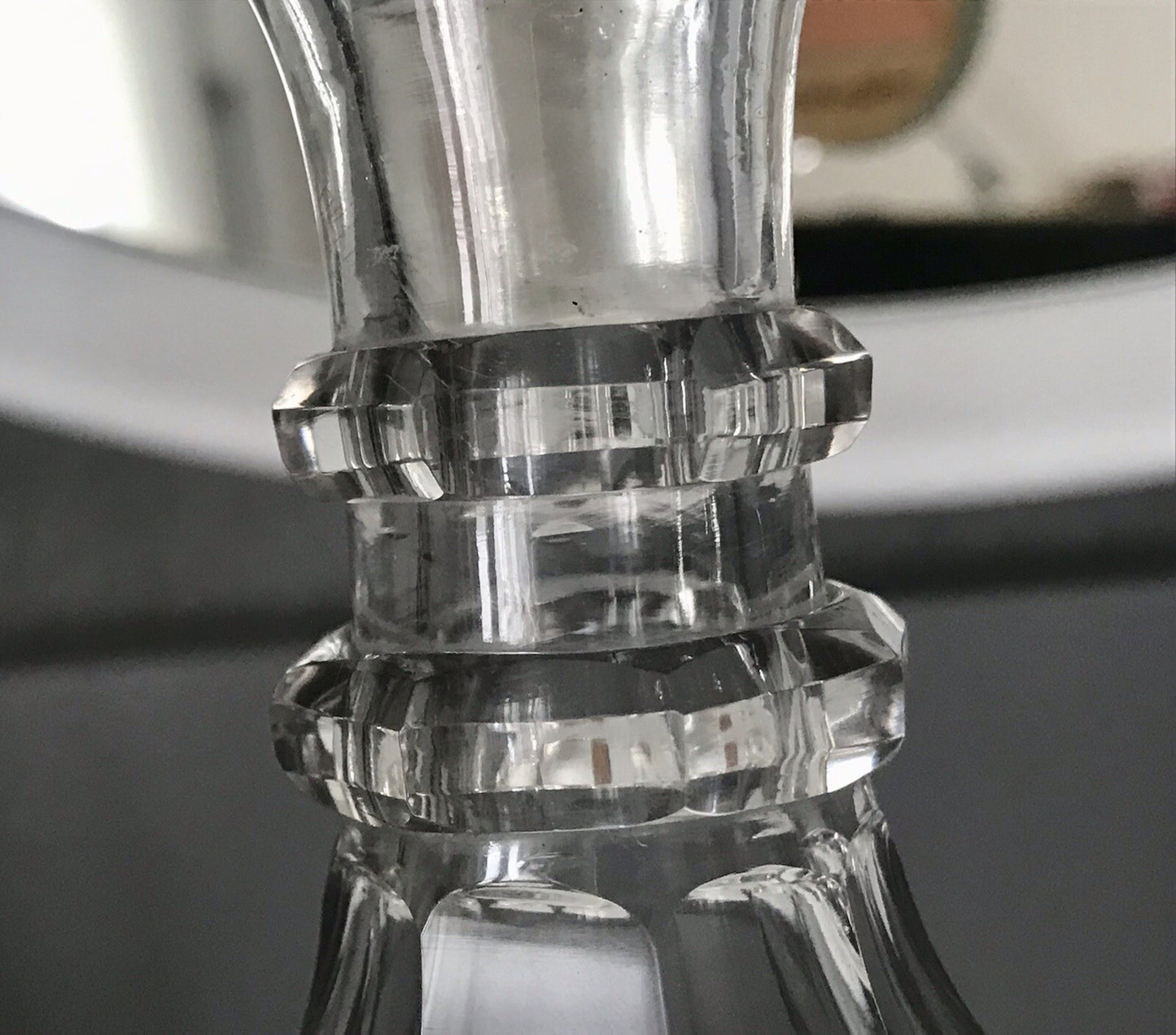 Antik Biedermeier kleine Karaffe Weinkaraffe Dekanter Glas Flächenschliff kantig