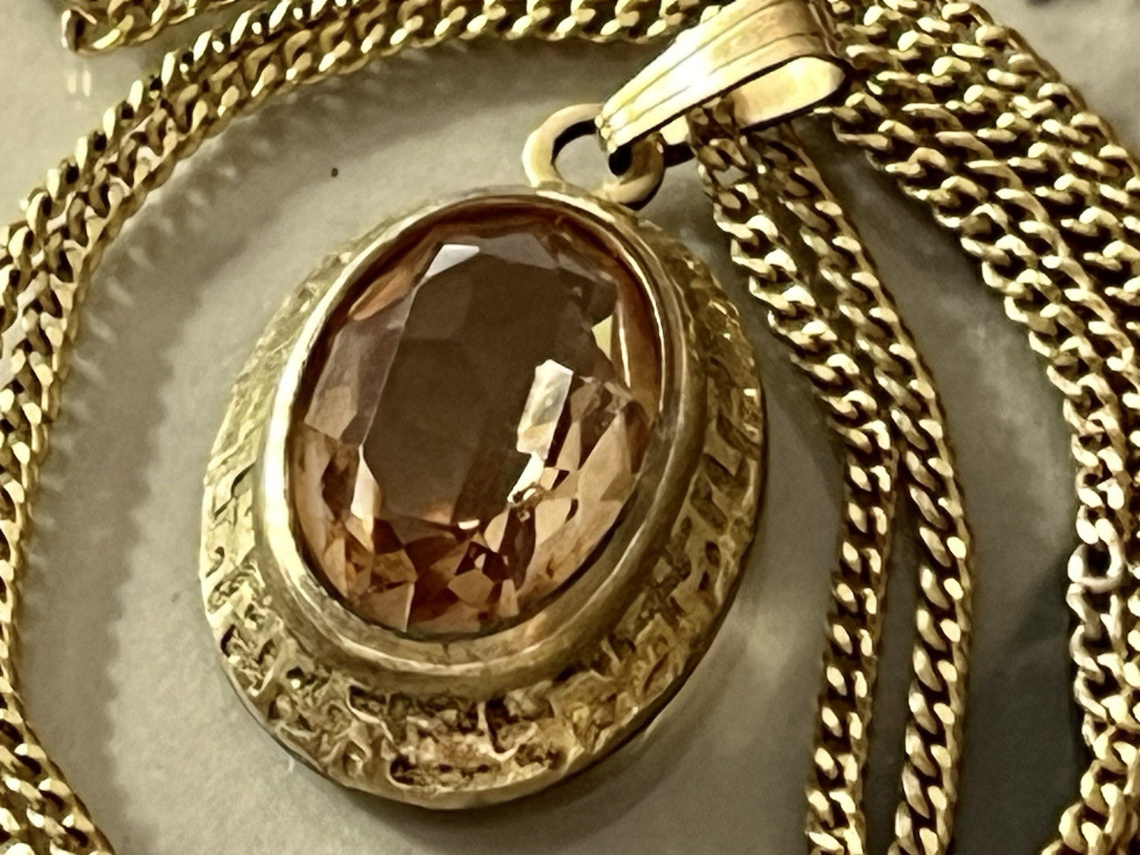 Vintage Halskette mit Änhänger Amerik. Doublè gold Rauchquarz? Sehr SCHÖN K&L