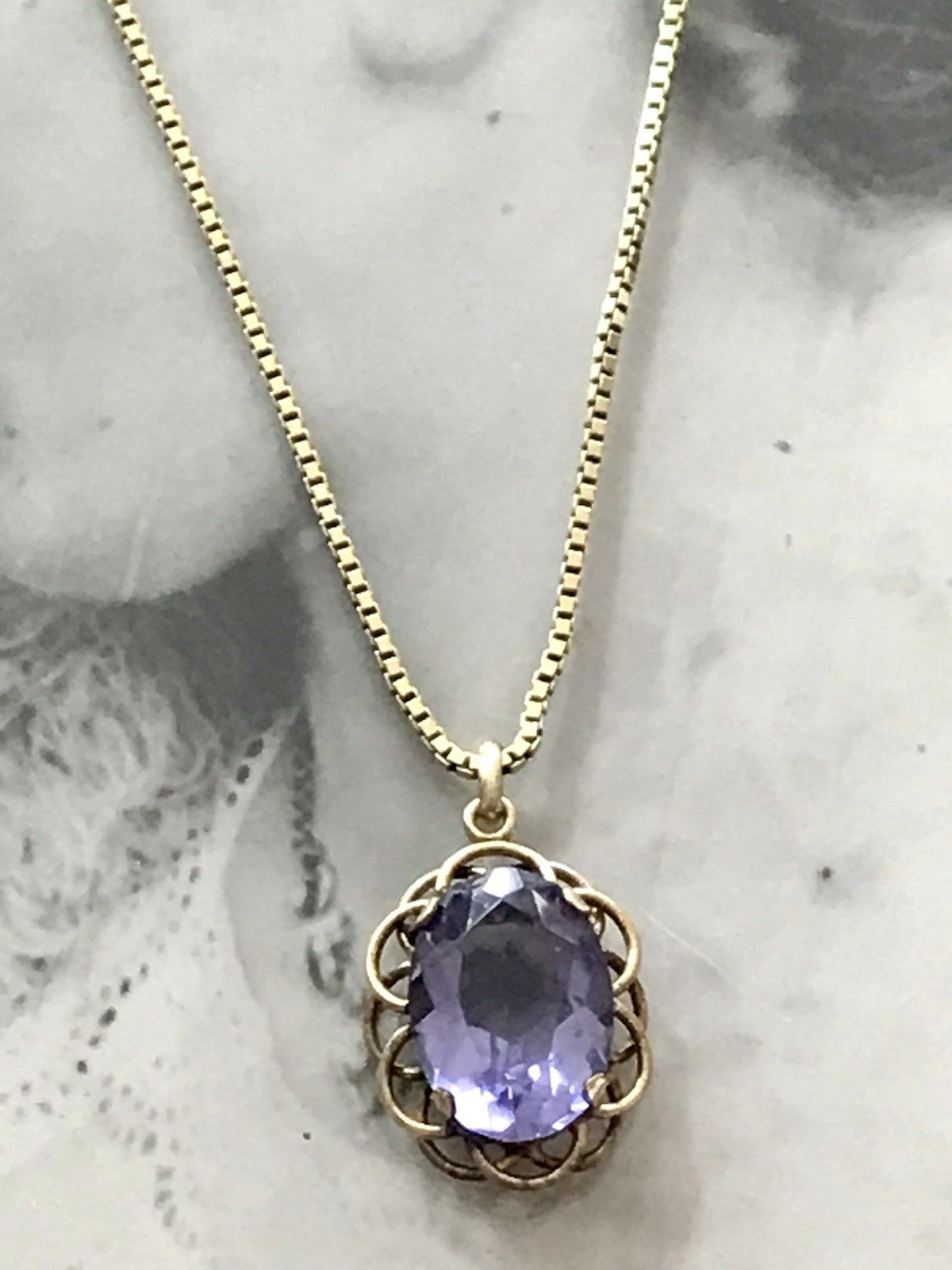 Alt Vintage Edel Kette & Anhänger lila Stein Amethyst? vergoldet Amerik. Doublè