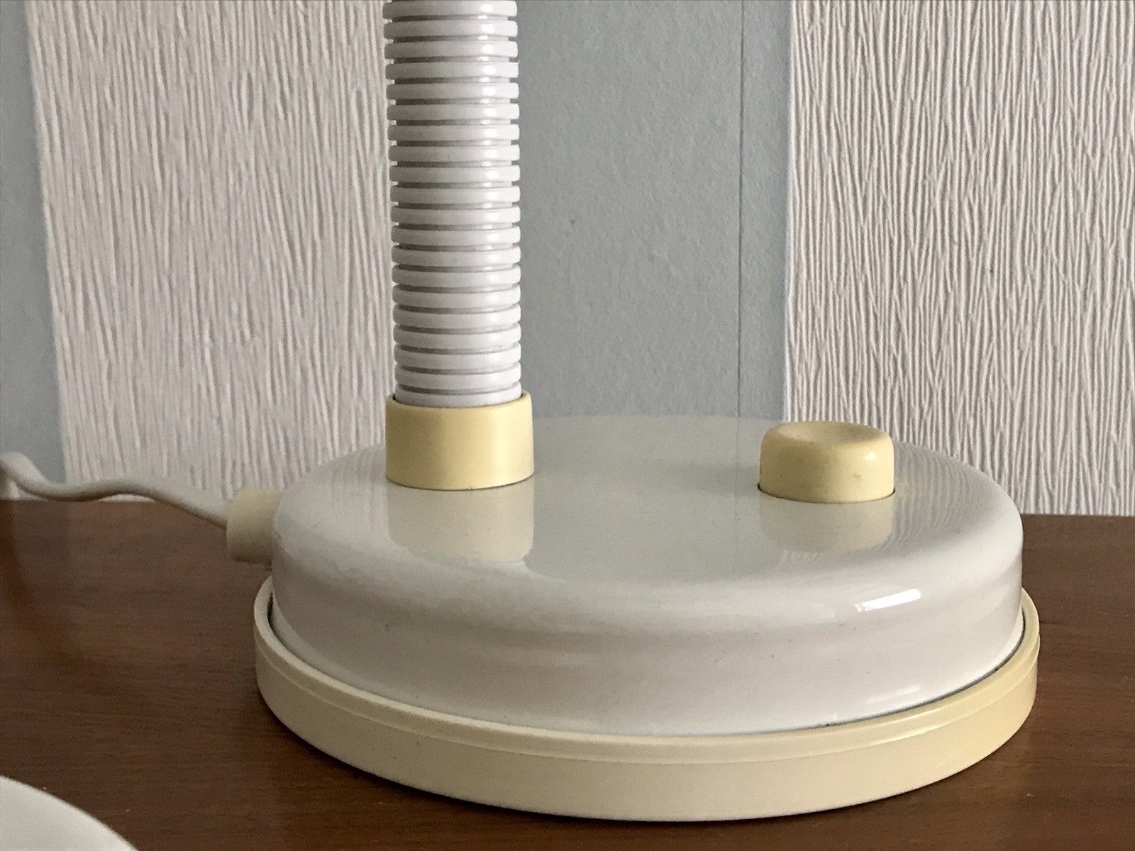 Vintage 70er 80er 2x Gelenkarm Tischleuchte Lampe Leuchte belgisch weiß