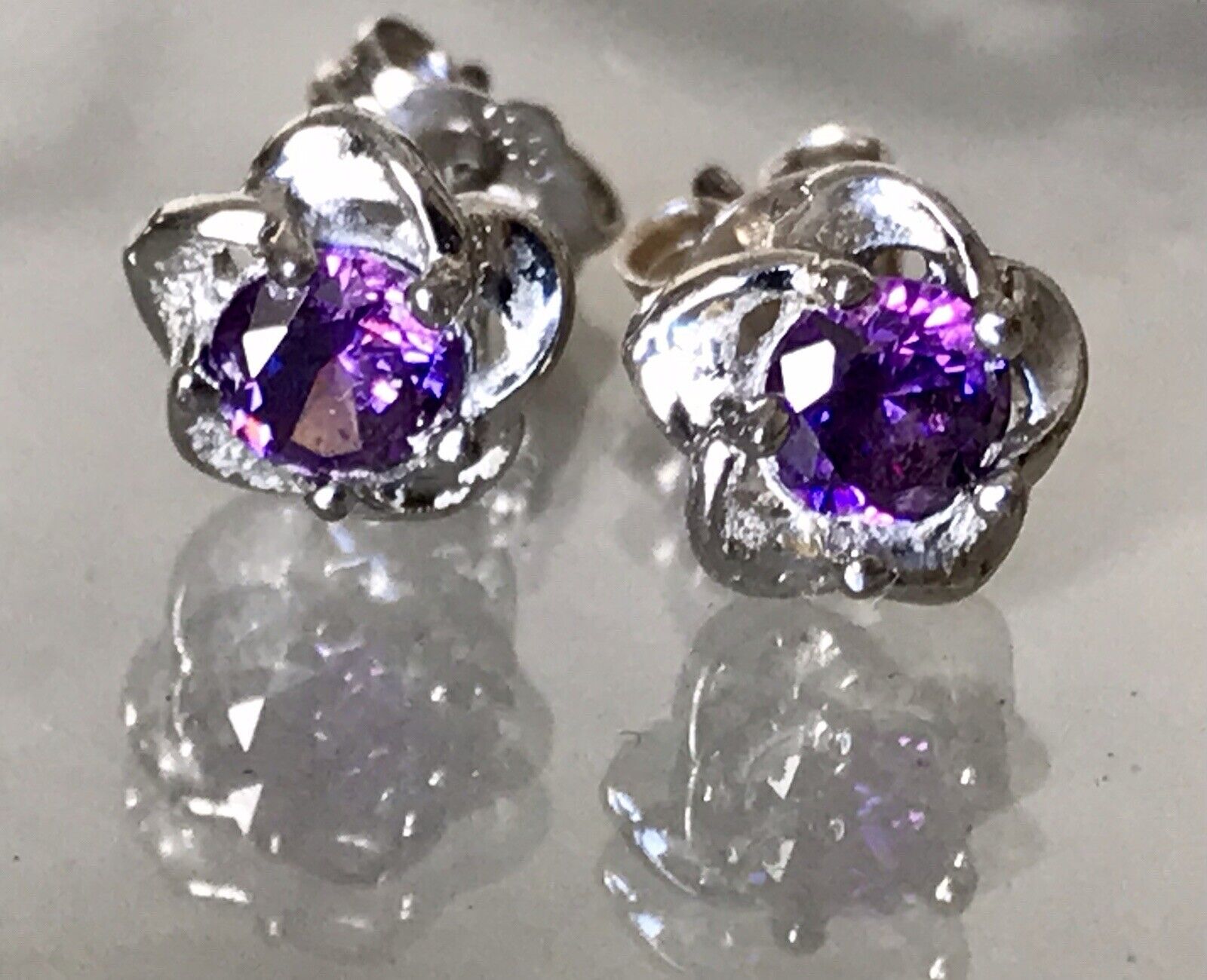 Ohrstecker Ohrringe Silber 925 Amethyst ? geschliffen Schöne Fassung