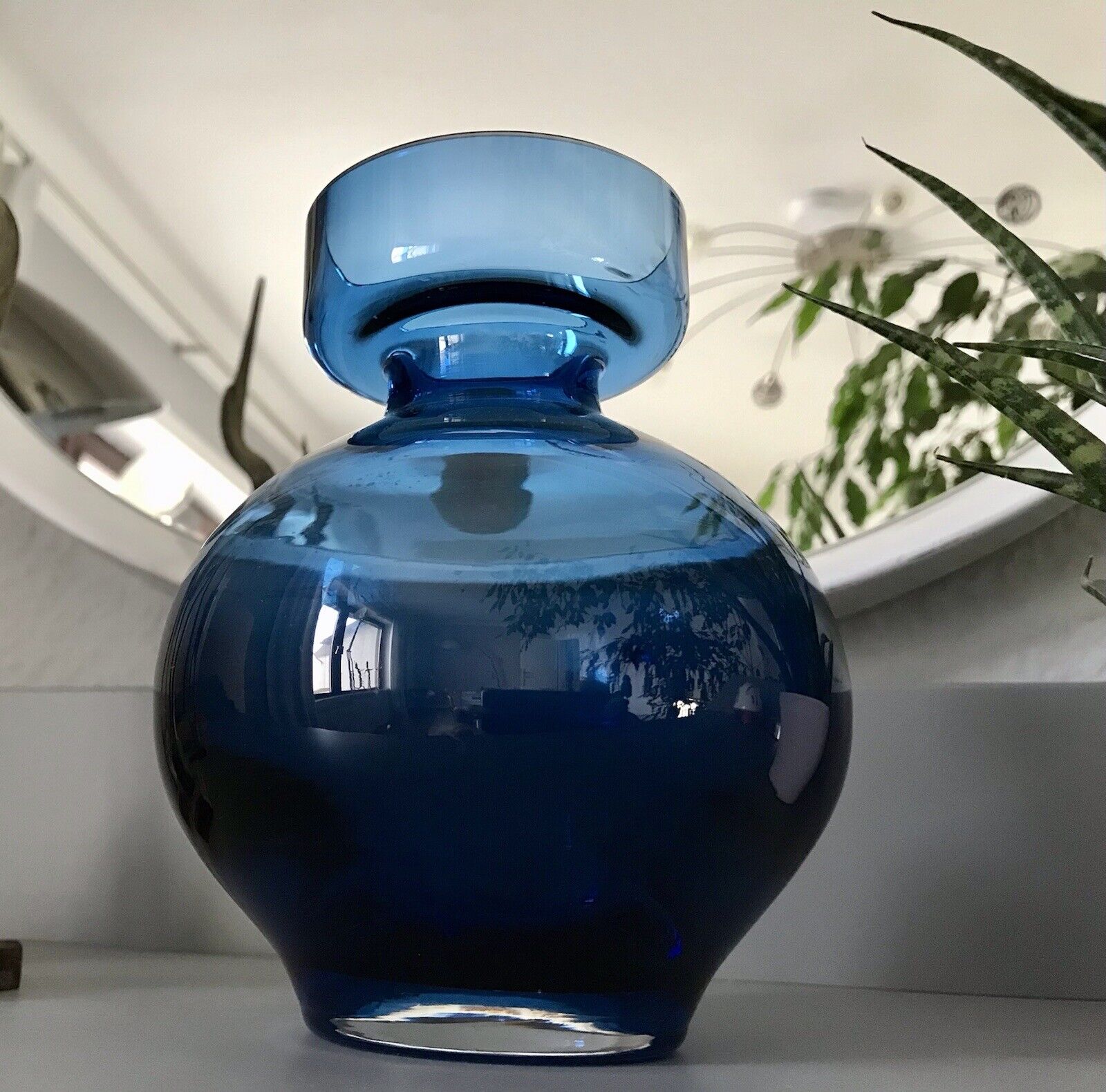 Vintage 60er Design Glasvase Glas  Blau Vase  Mid Century Schön als Zwiebelglas