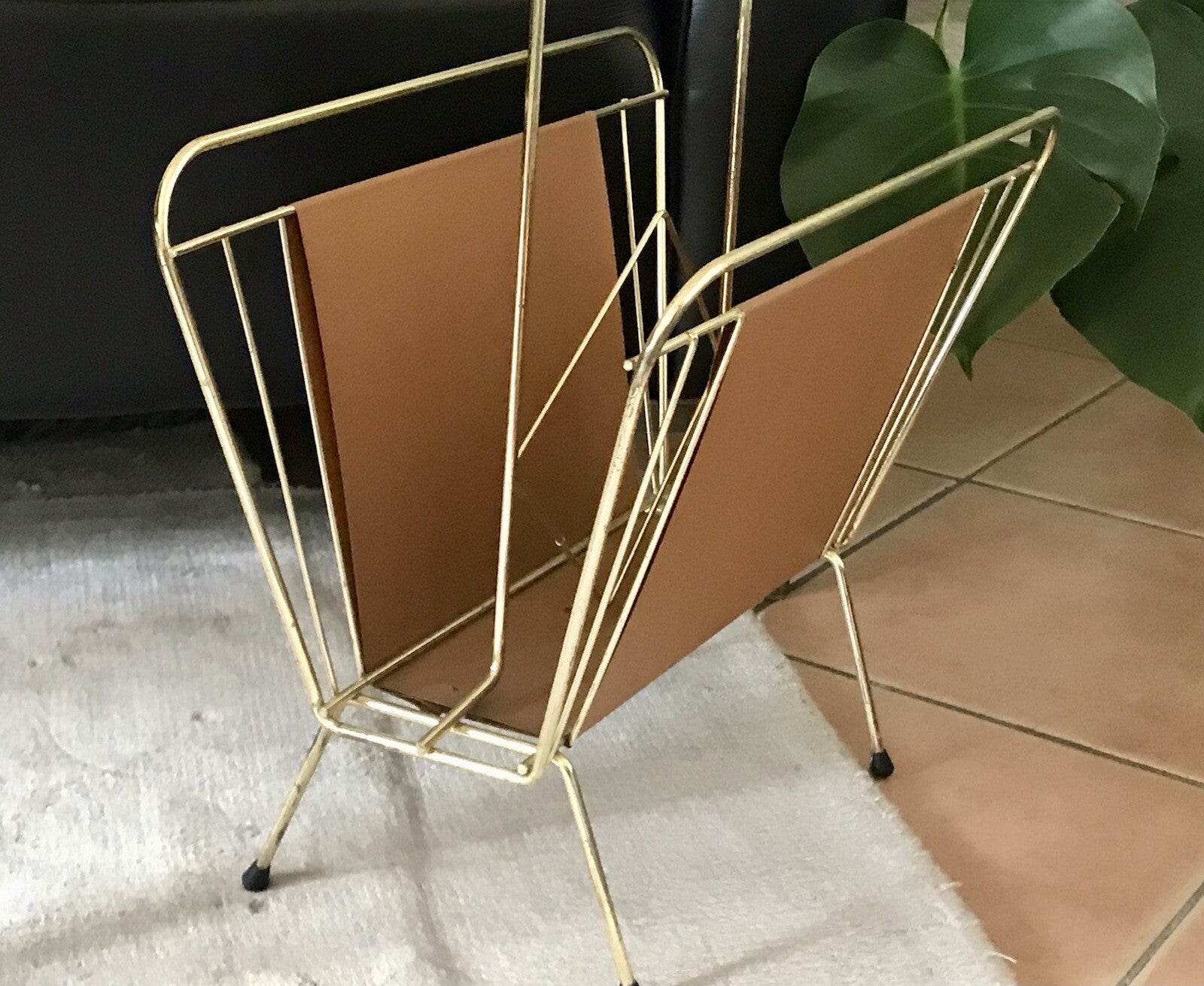 Vintage 60er Mid Century String-Ära Zeitungsständer Kultig gold braun
