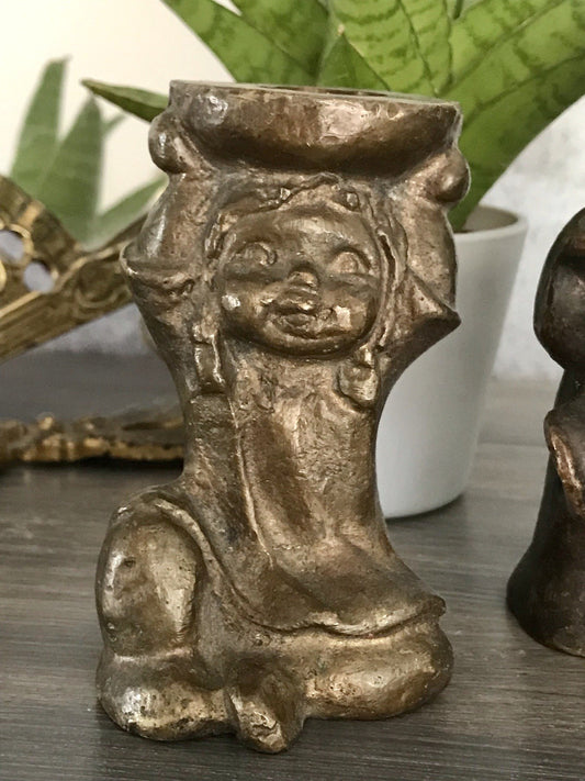 Vintage Bronze Leuchter Kerzenständer Figur Kind Skulptur Limpke Mädchen Schale