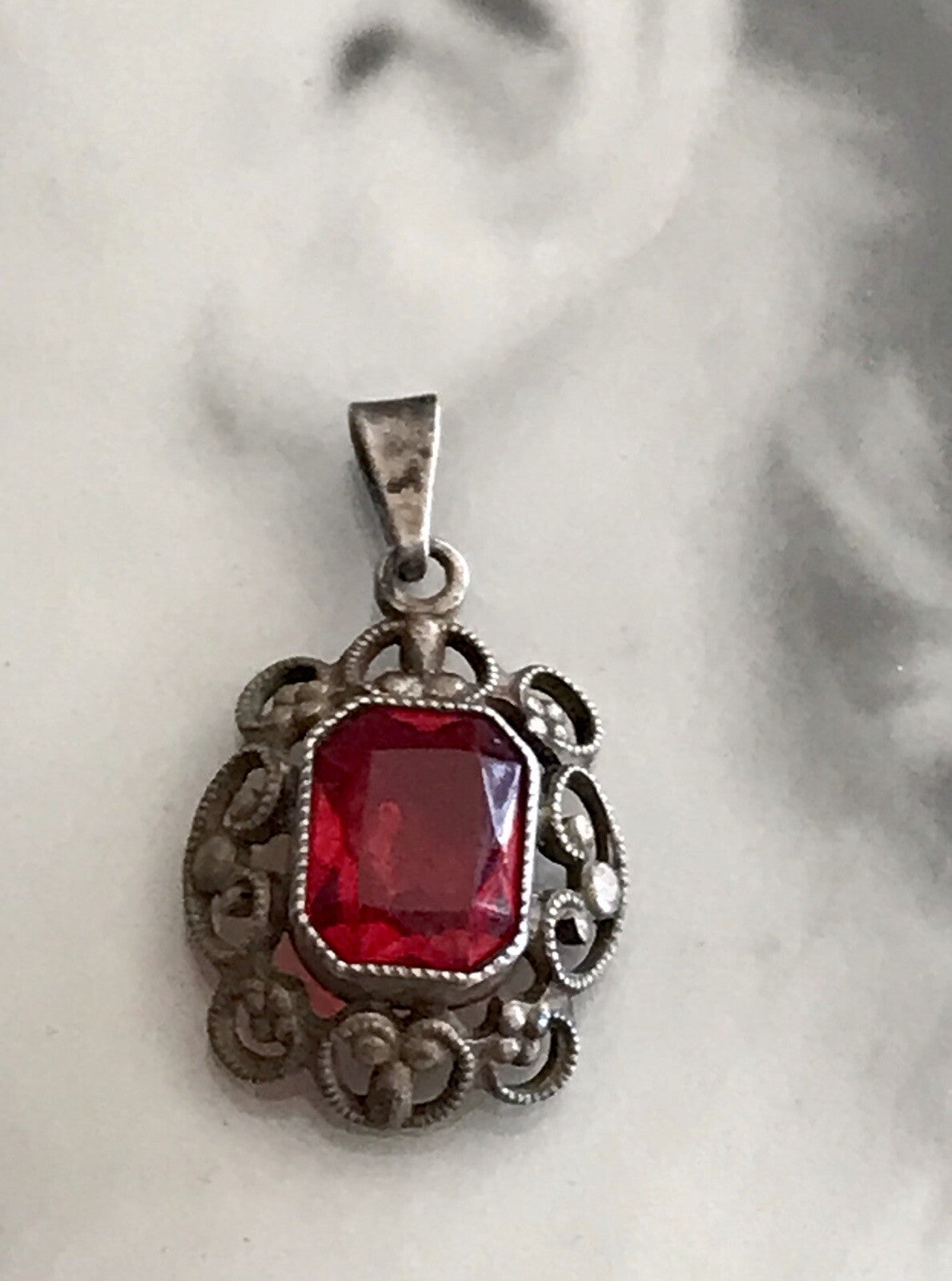 Antik Jugendstil Art Déco Edel Anhänger 835 Silber SUPER Design roter Stein