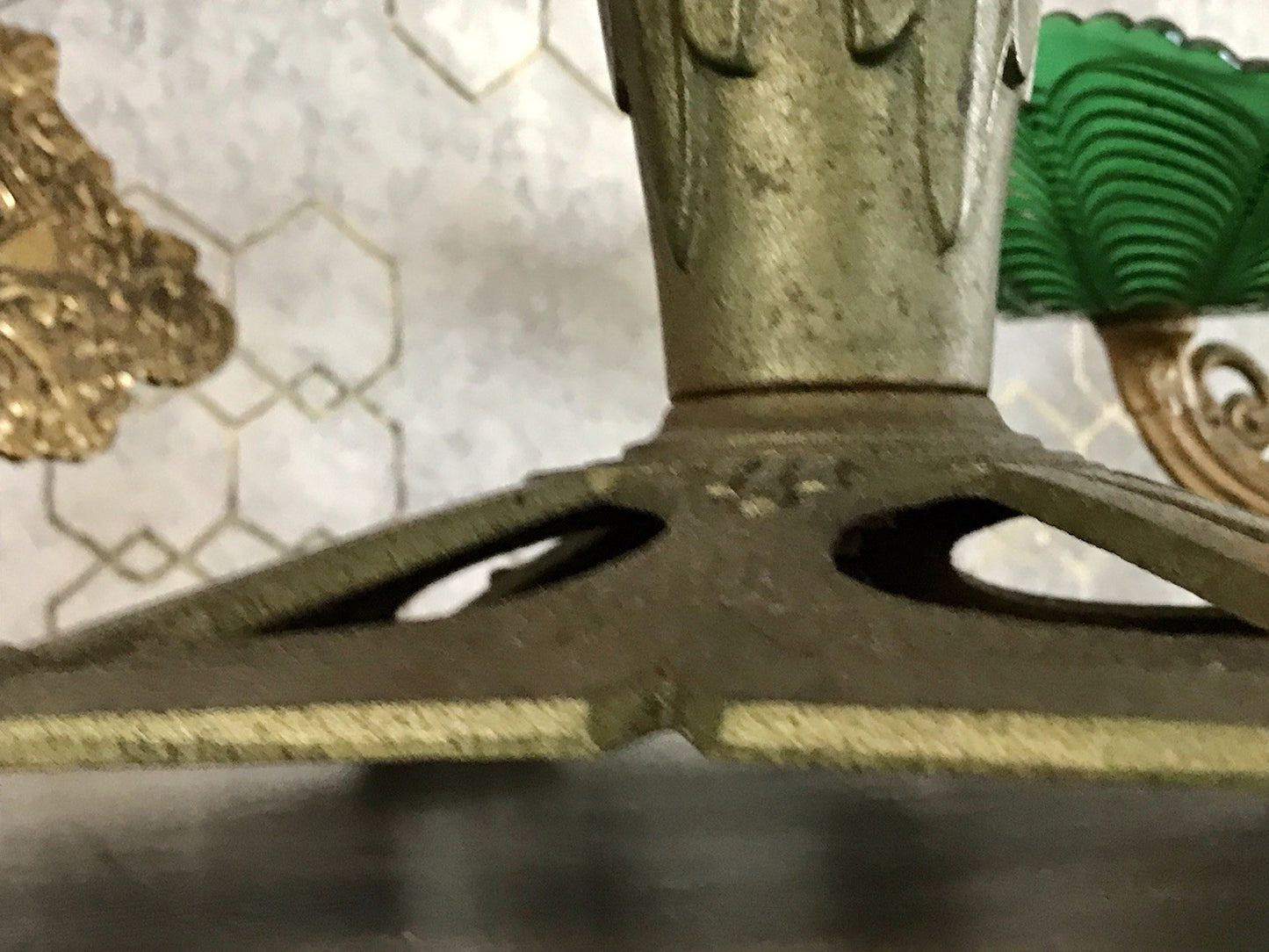 Antik Art Déco Gusseisen Weihnachtsbaum  Christbaum Ständer Tannenbaum grüngold