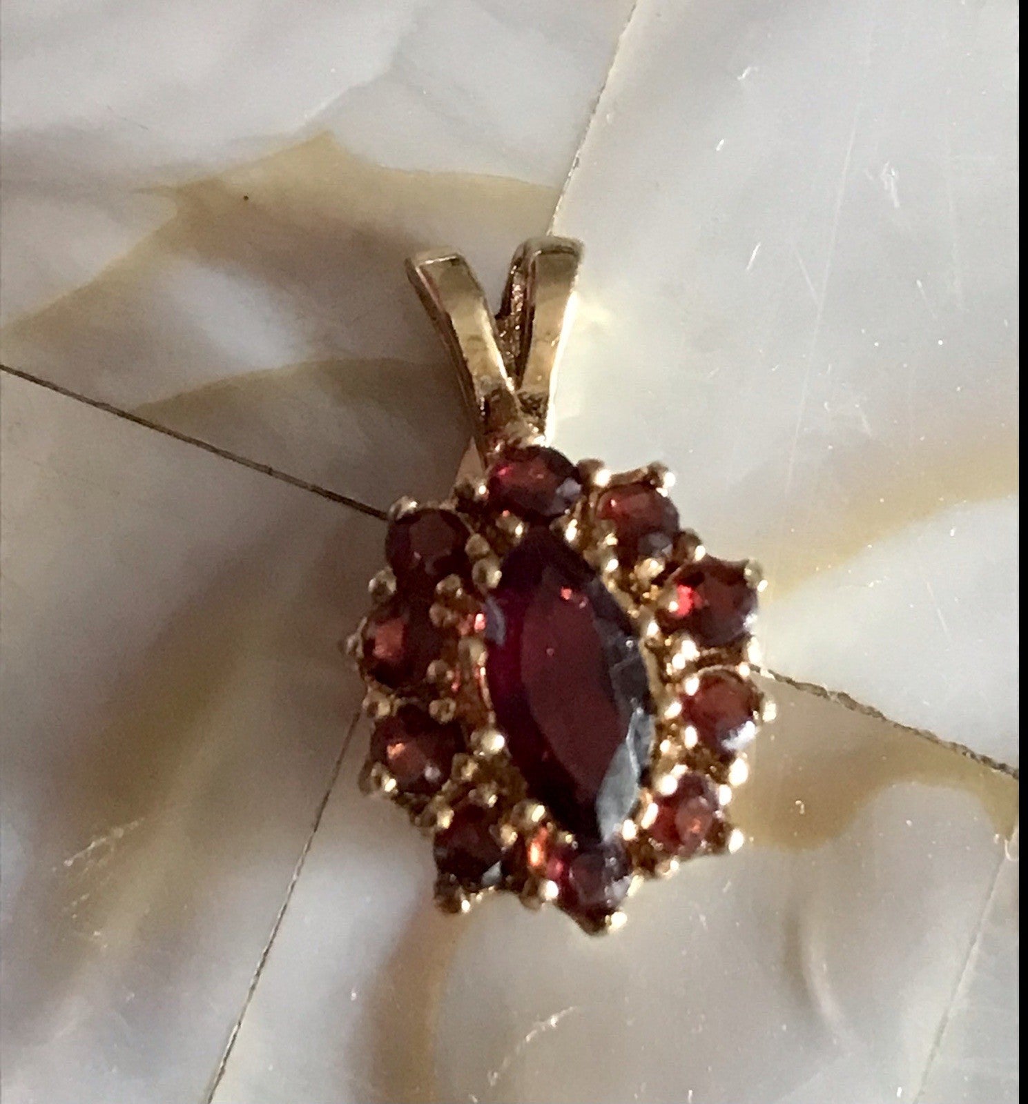Vintage Edel Anhänger Kettenanhänger Silber vergoldet 835 SUPER Granatsteine
