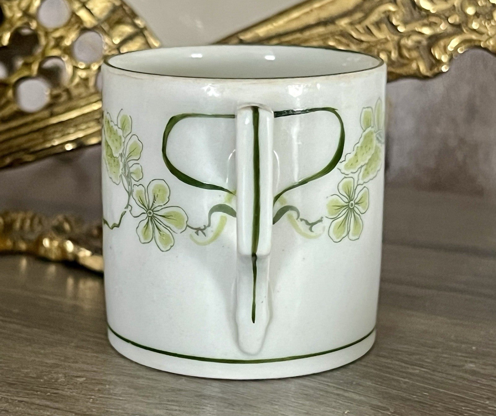 Antik Jugendstil Porzellan 1 (von 2)  Mokka Tasse Bloch Dr. Widera&Co fein