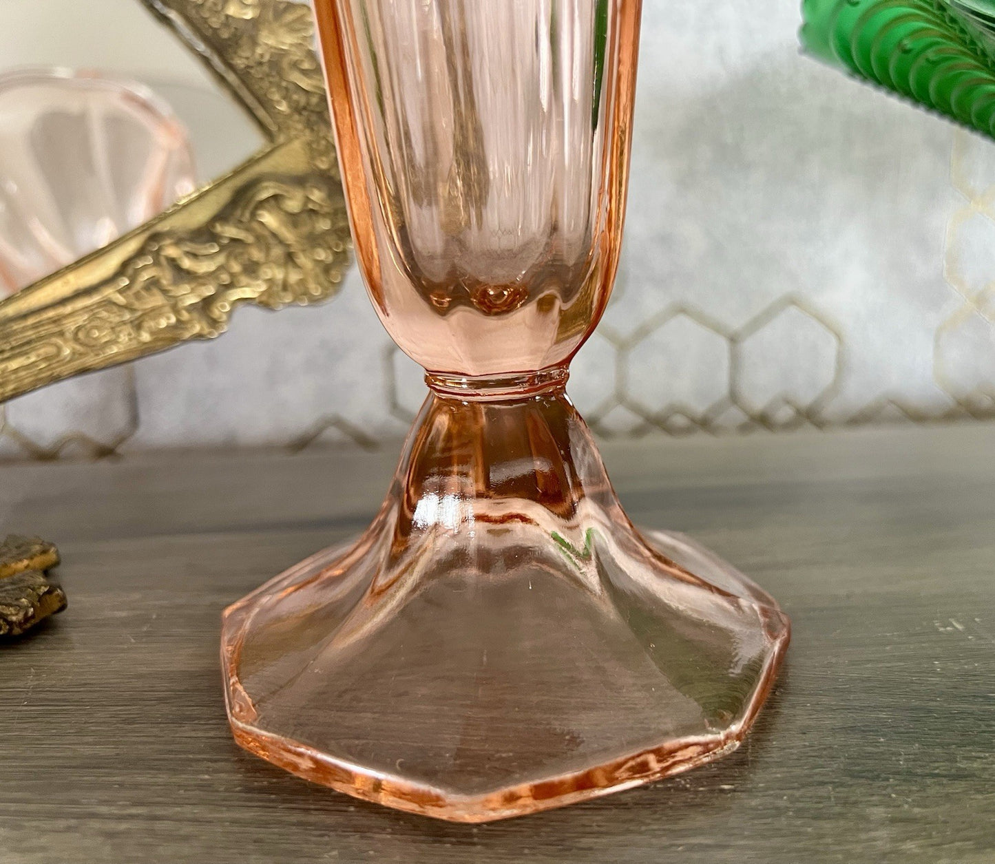 Antik Art Déco 1 Vase Glasvase Pressglas rosa Rosalin Glas