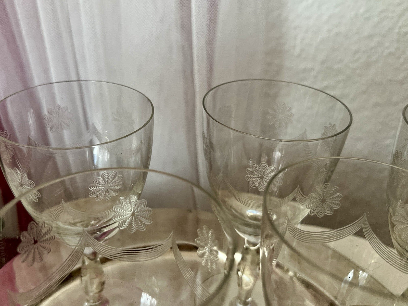Antik 6 Weingläser Glas So Schön! guillochierte  Borte Edel