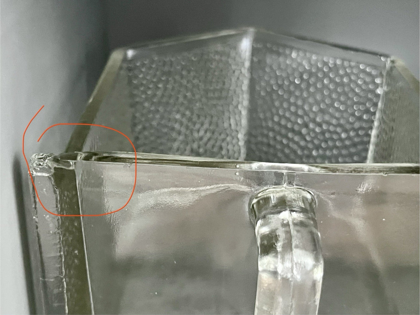 Antik Art Déco 8 Glas Schütten Pressglas von Poncet