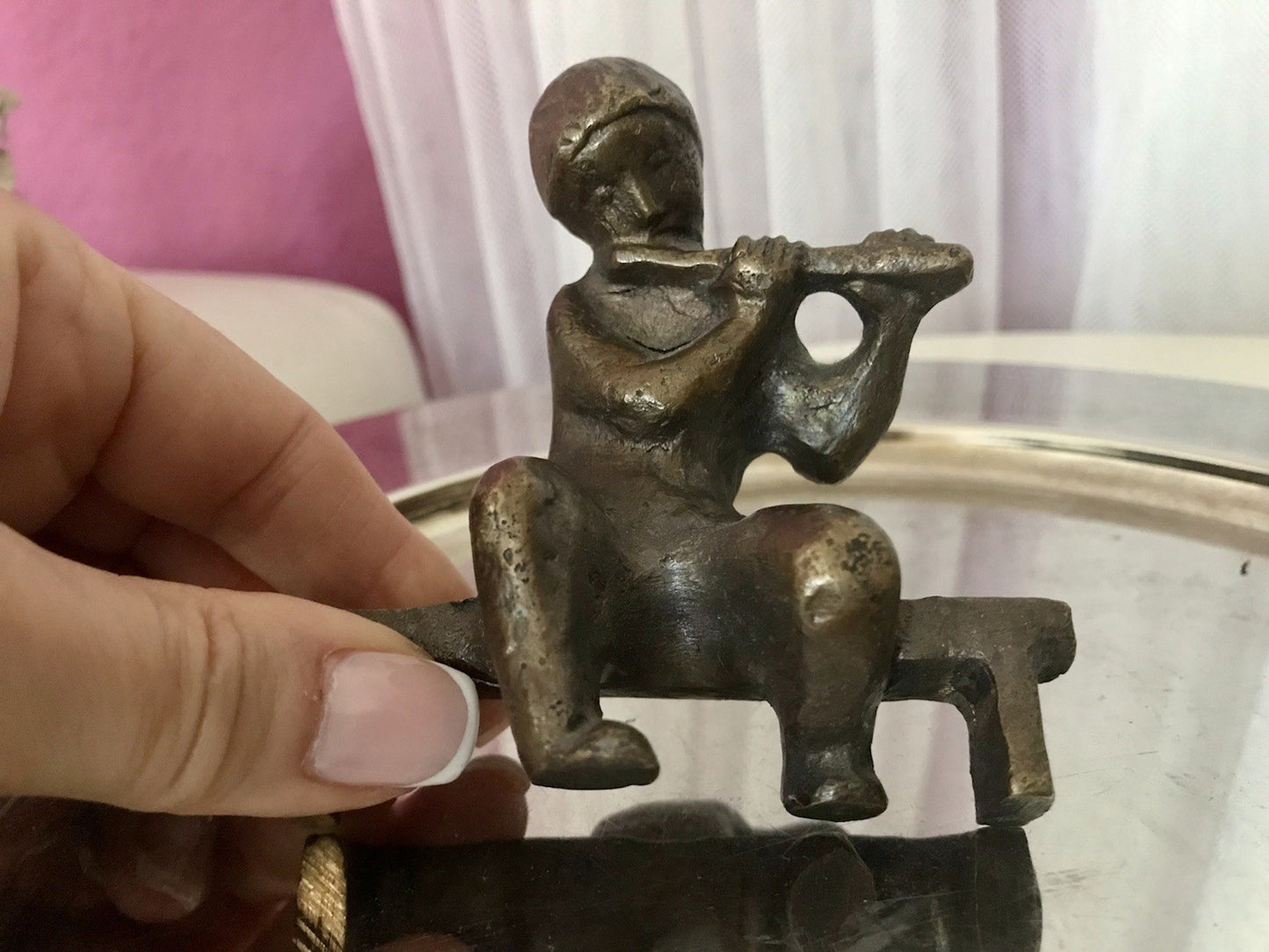 Vintage Bronze Figur Kind Junge Skulptur Fischedick Junge mit Flöte auf der Bank