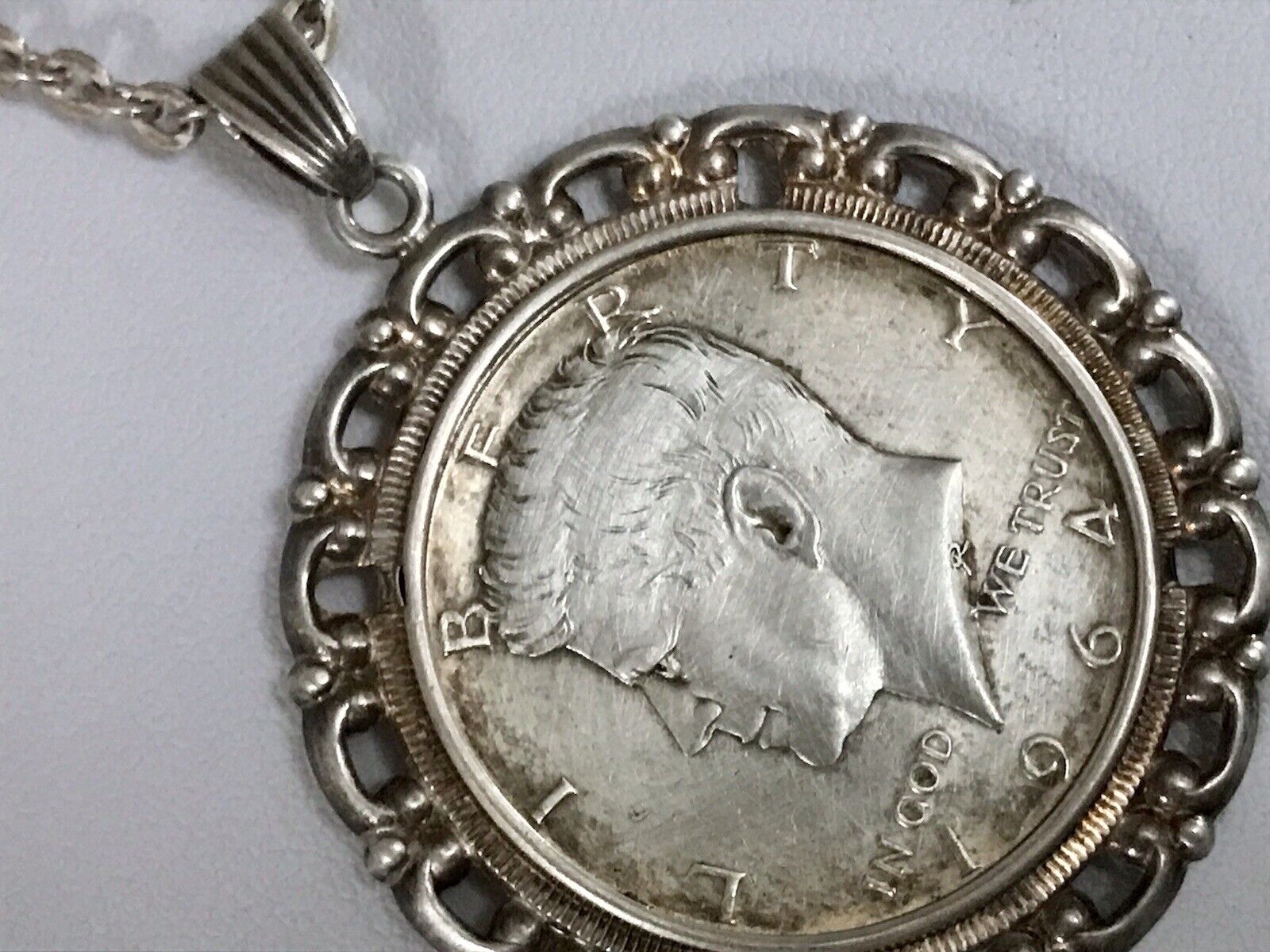 Vintage Halskette Kette Kennedy Münzanhänger Anhänger Kettenanhänger Silber 835