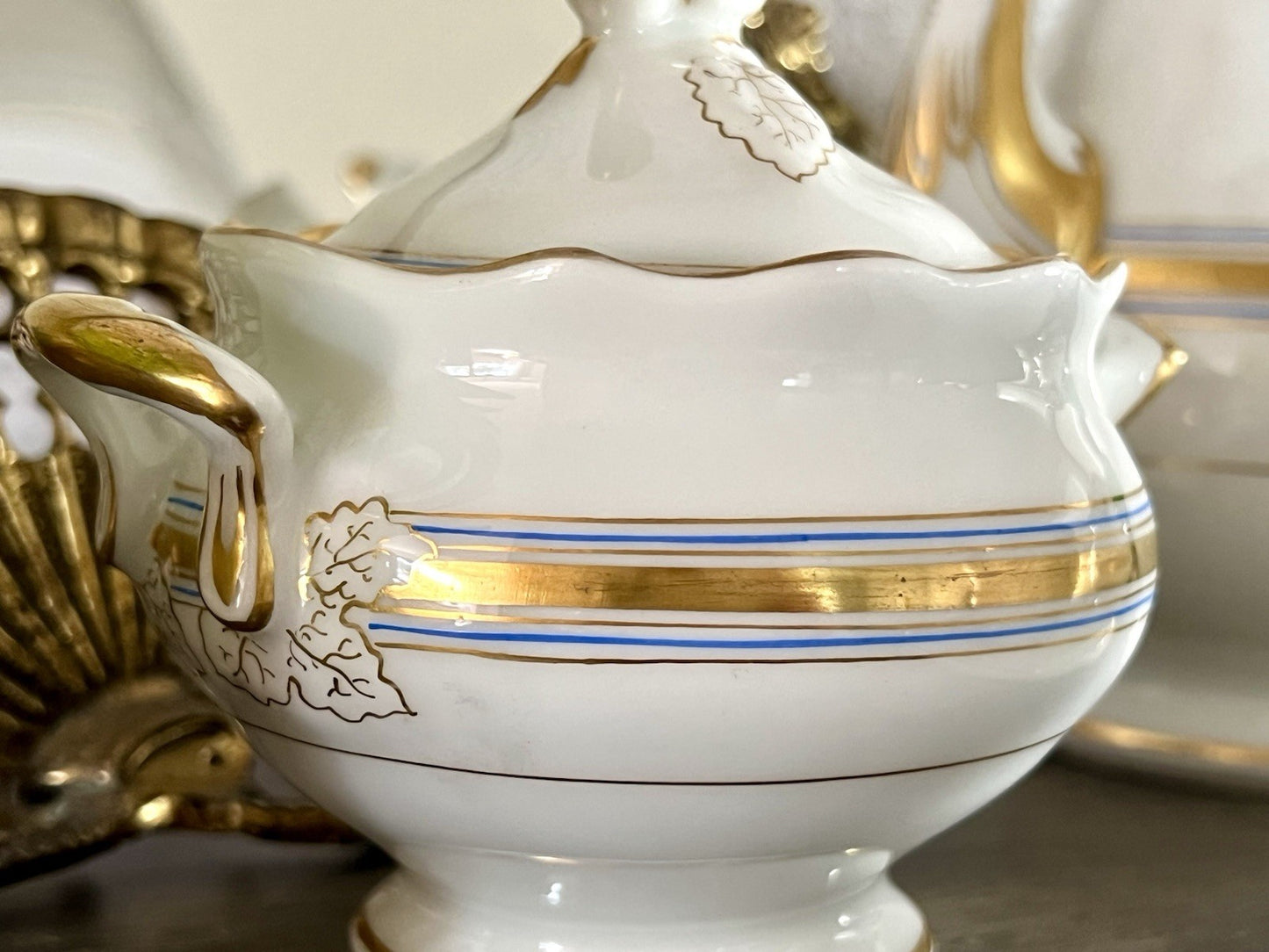 Antik Biedermeier Porzellan Kernstück Plus So schön! weiß gold blau