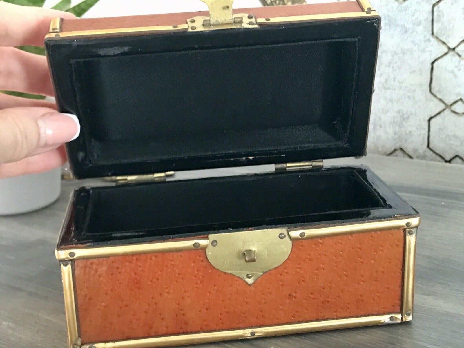 Vintage Schatulle Schmuckdose Dose Kästchen Leder bezogen Cognac