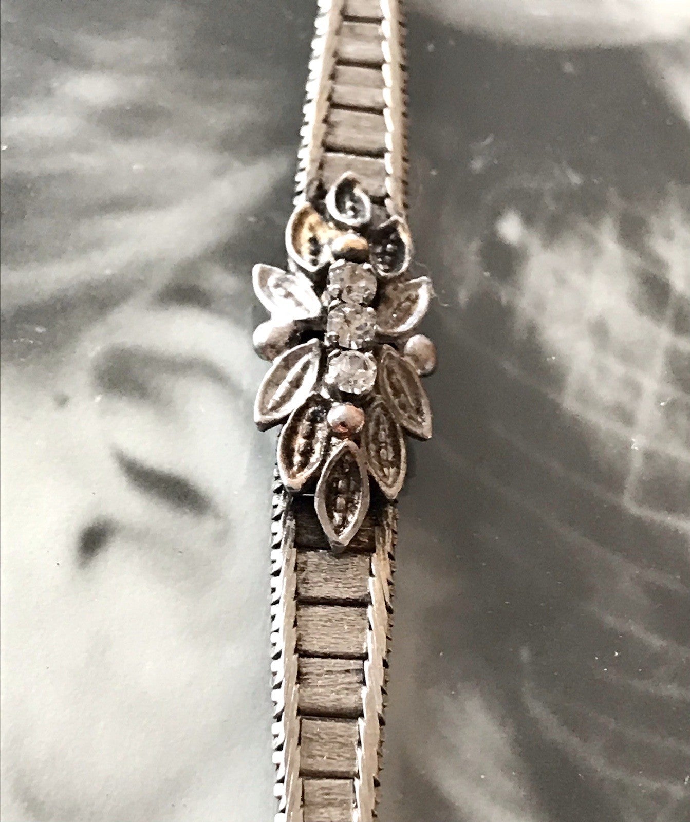 Antik? Vintage Edel DAMEN Armband Silber 925 SUPER Design farblose Steine
