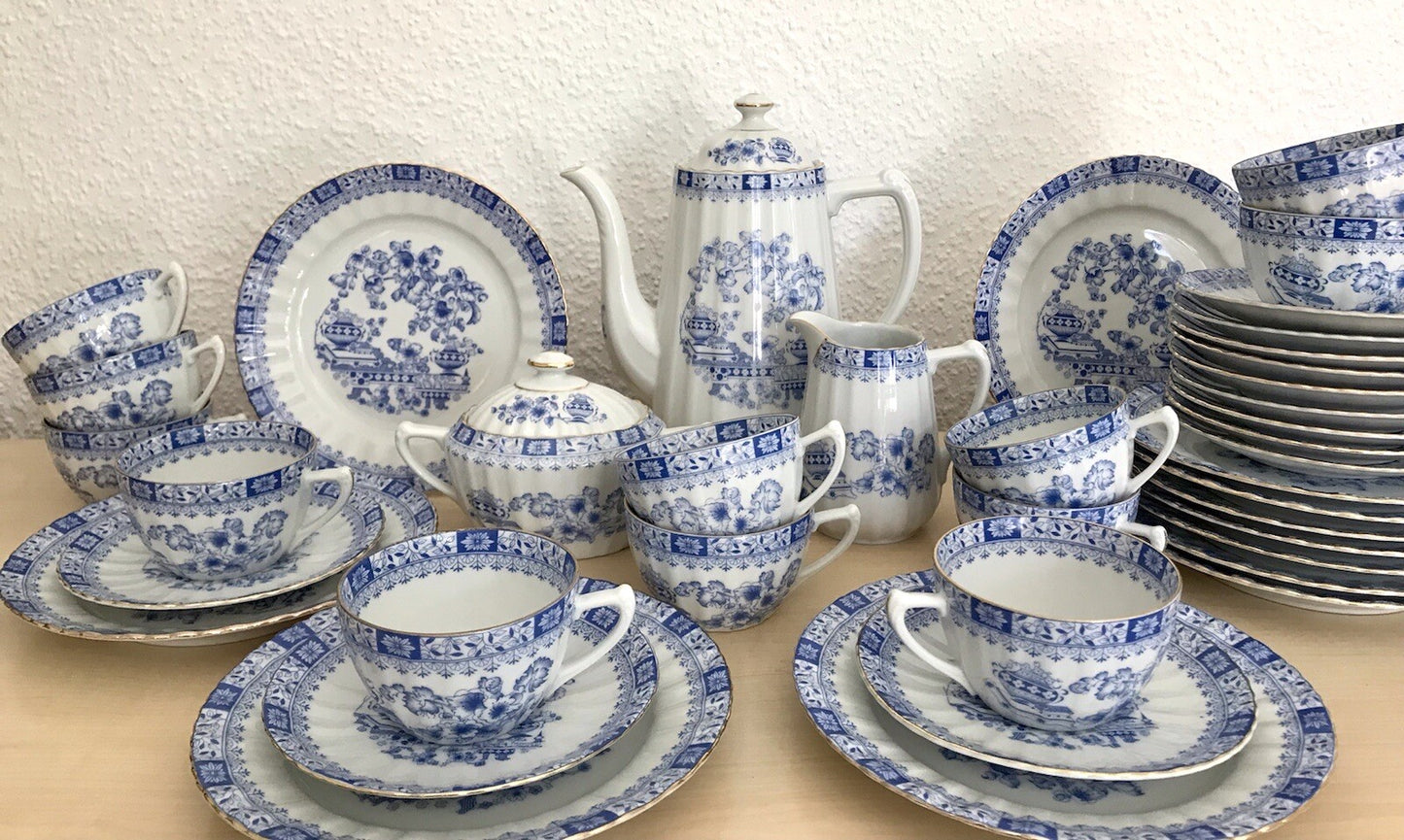 Edel Vintage Porzellan Kaffeeservice 12 Pers. Seltmann Weiden &andere China blau
