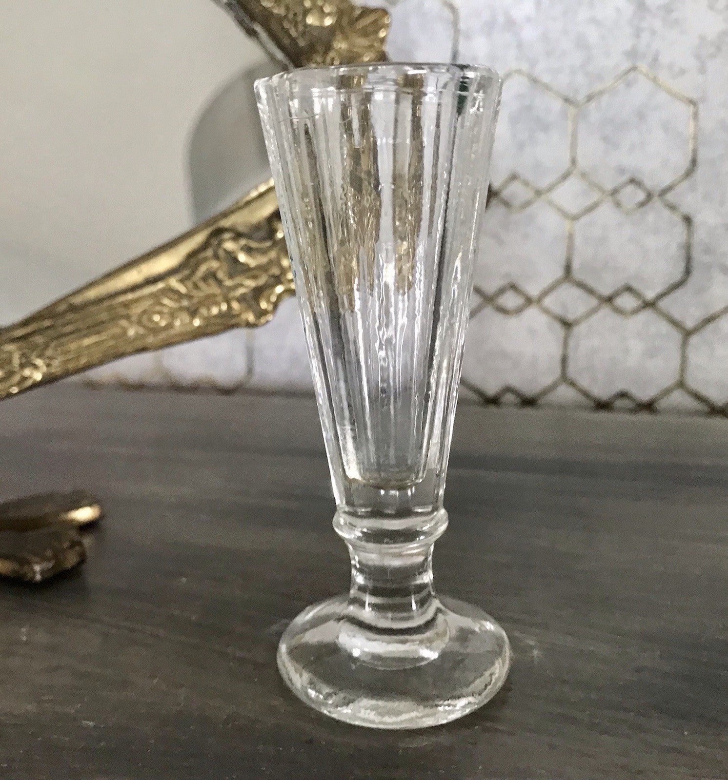 Antik uralt 1x Glas Likör Schnapsglas  Pressglas kantiges Design