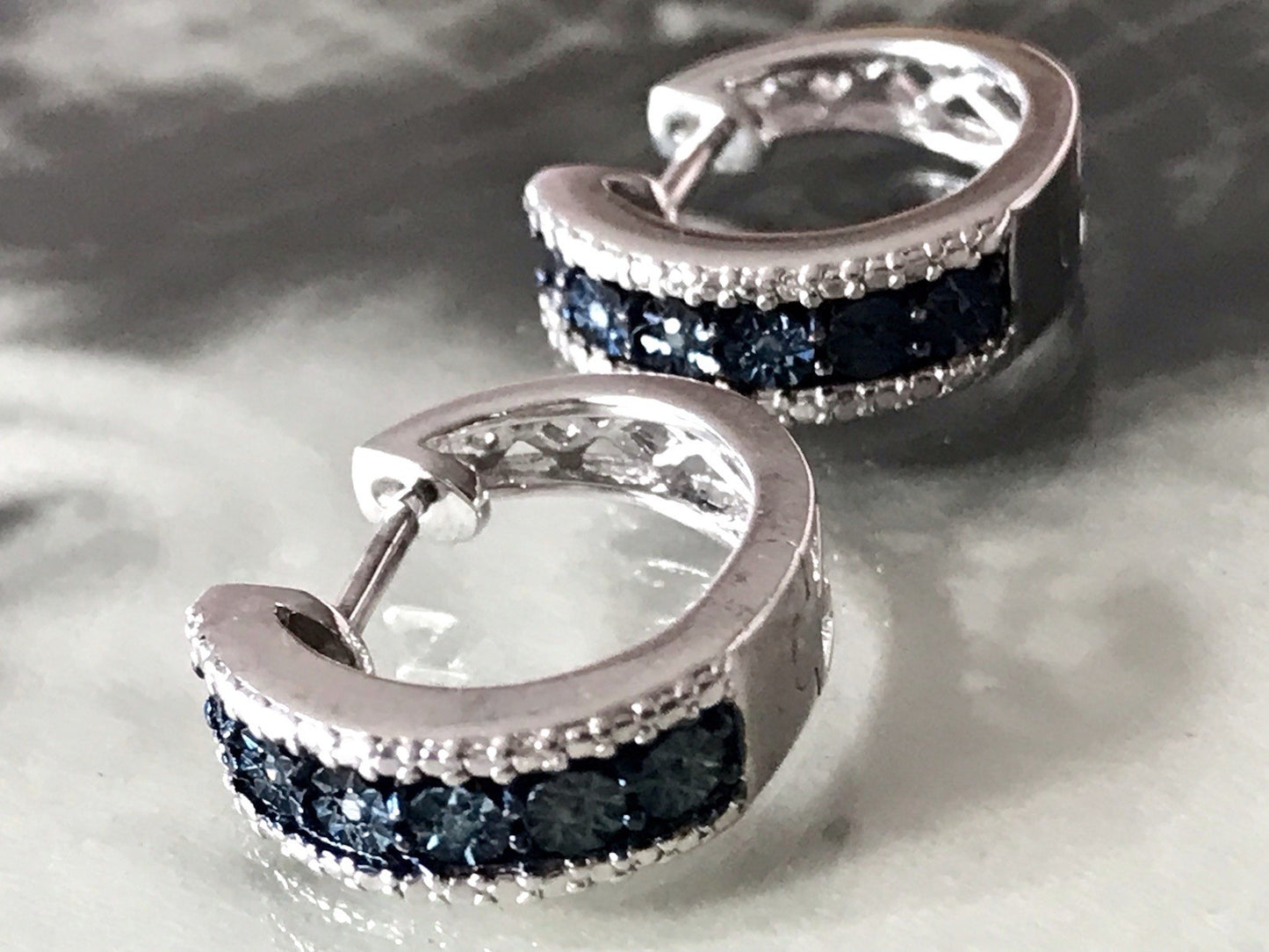 Ohrringe 925 Silber Creole Klappcreolen blaue Steine Saphire? Edel HN