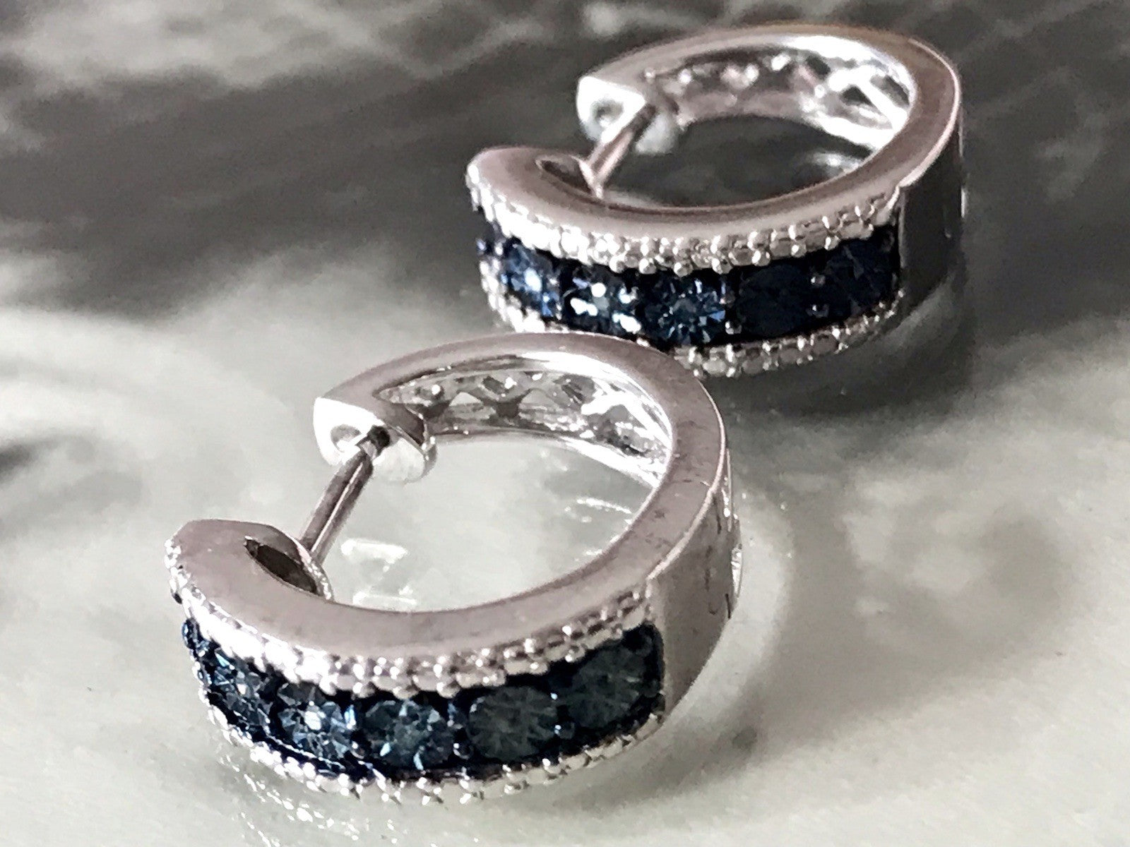 Ohrringe 925 Silber Creole Klappcreolen blaue Steine Saphire? Edel HN