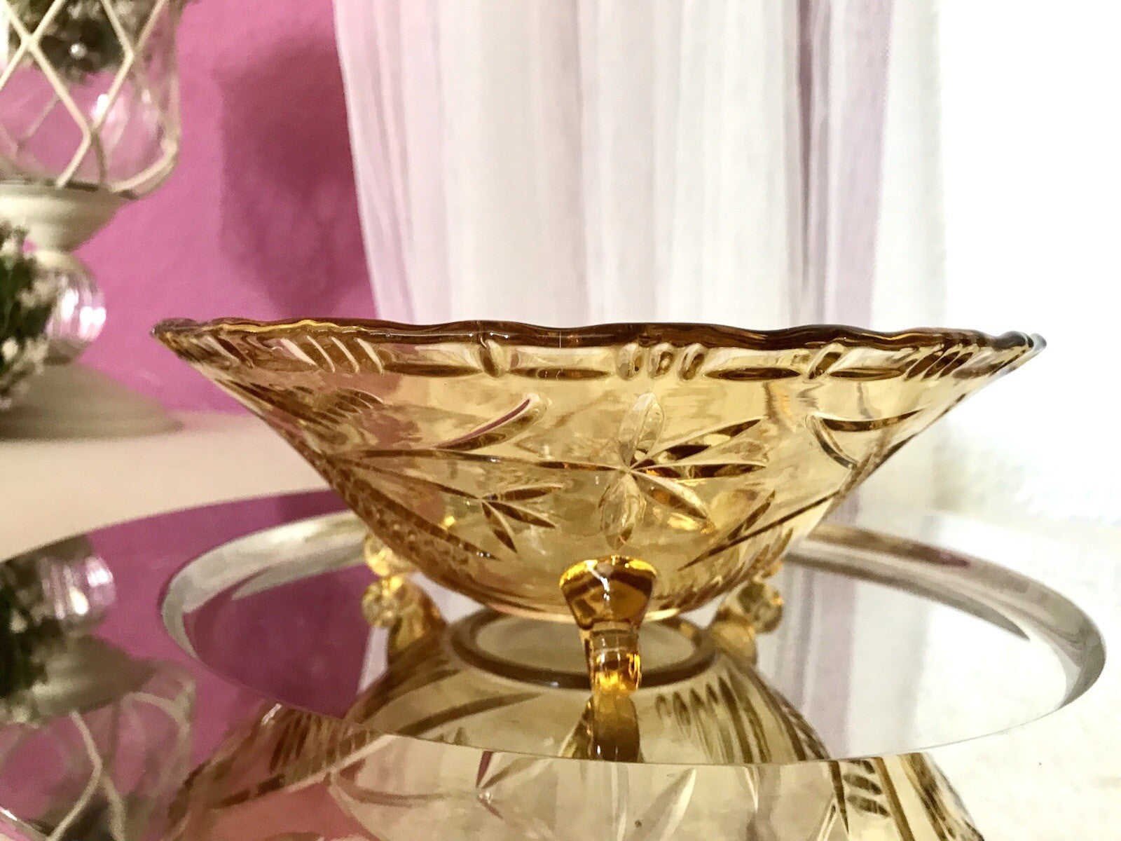 Antik gelb Art Déco 1 kleine Schale Pressglas Glasschale 3füßig So Schön!