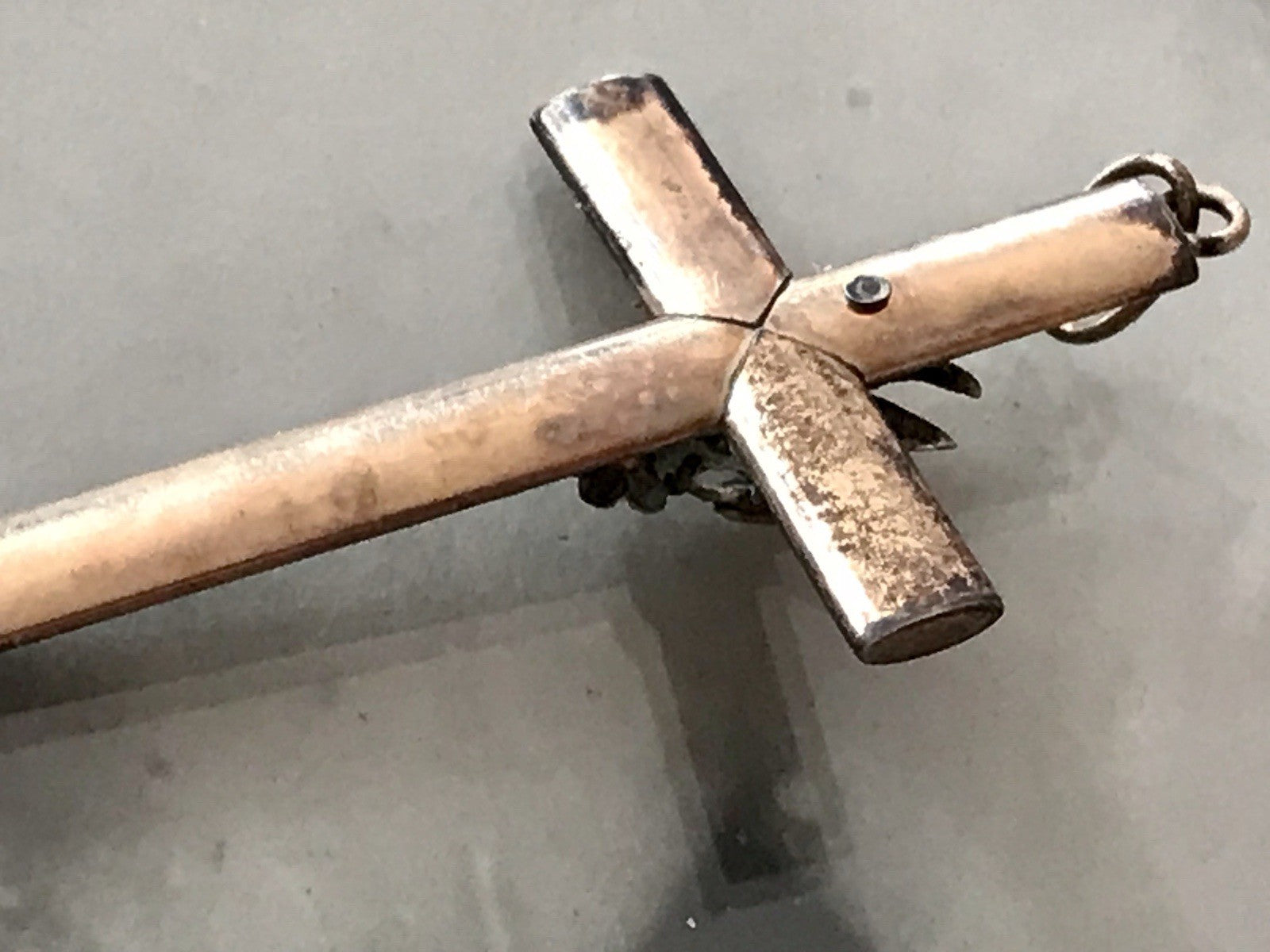 Antik Kettenanhänger  Anhänger Schaumgold? Walzgold? gold Doublè? Kreuz Perle