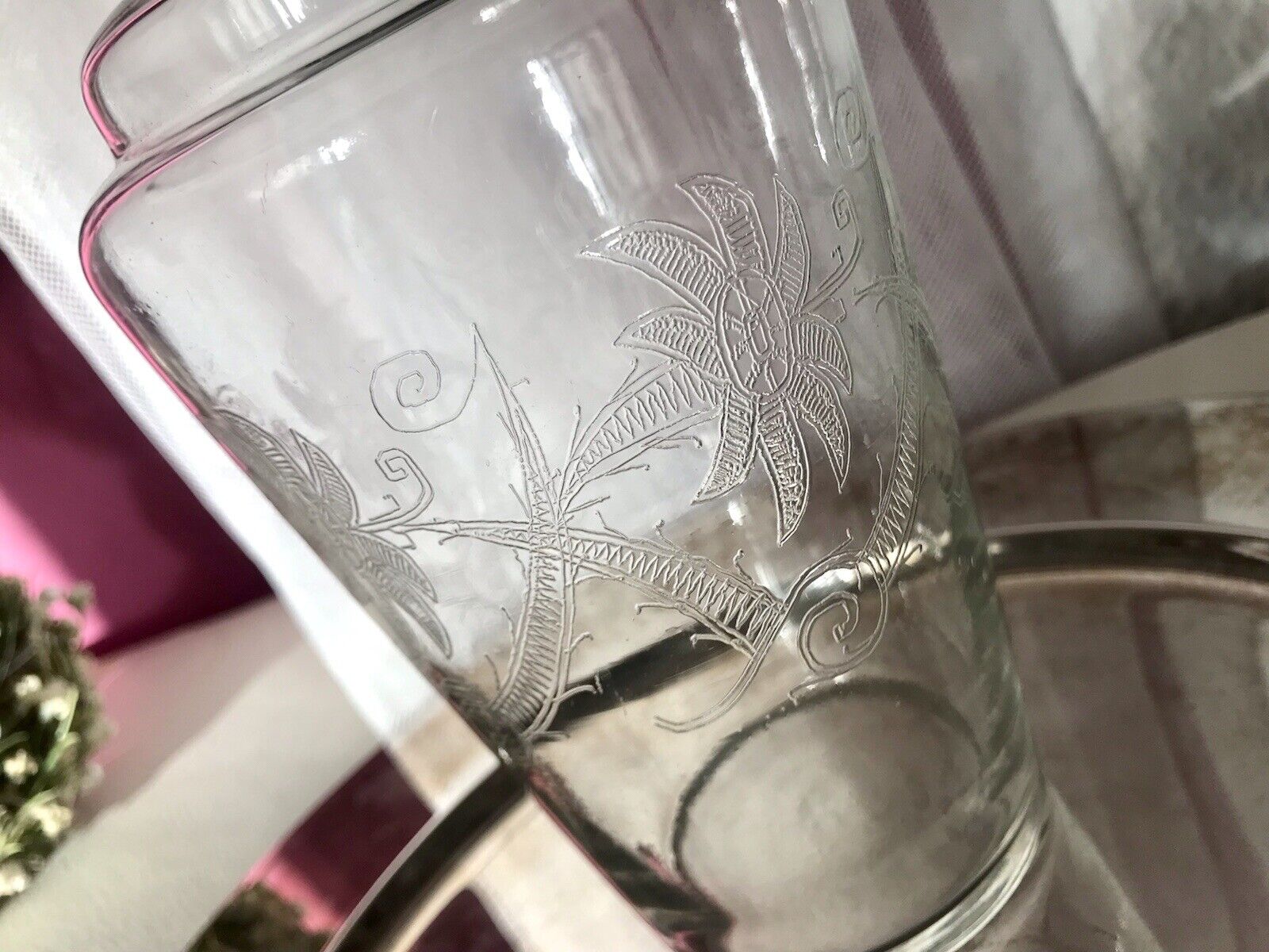 Antik markant Art Déco Karaffe Glas Karaffe geätzt Schwarz & farblos