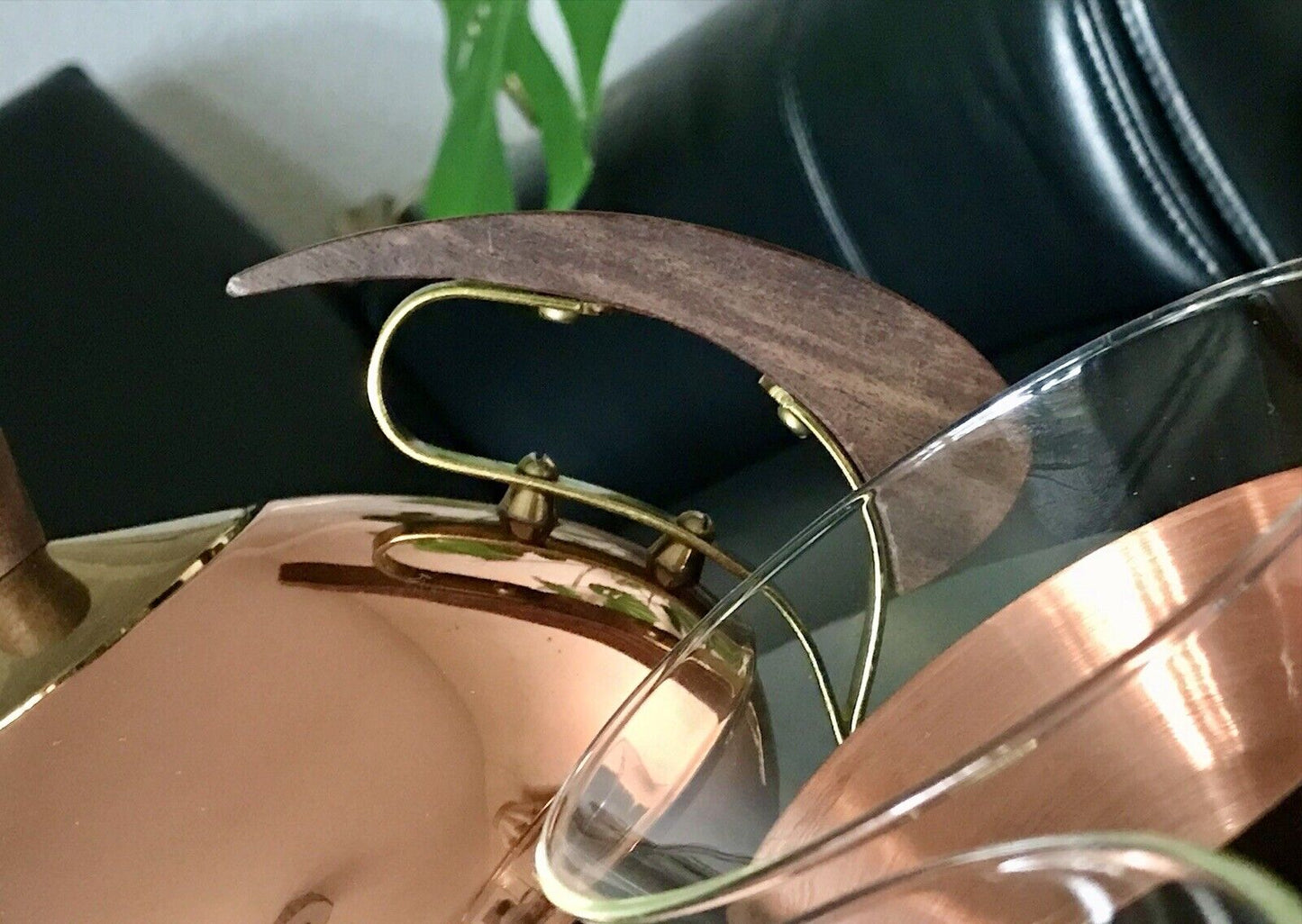 Vintage 60er 6x Teeglashalter mit Glaseinsätzen & Kanne Kupfer Teak