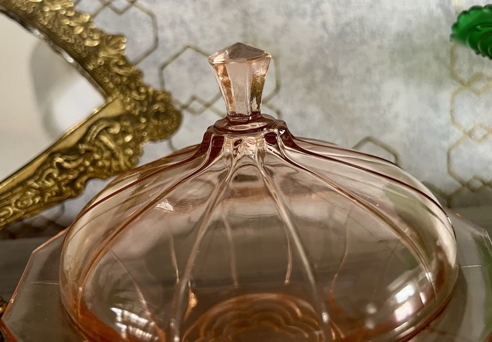 Antik Art Déco Dose Deckeldose Rosalin Rosa Pressglas